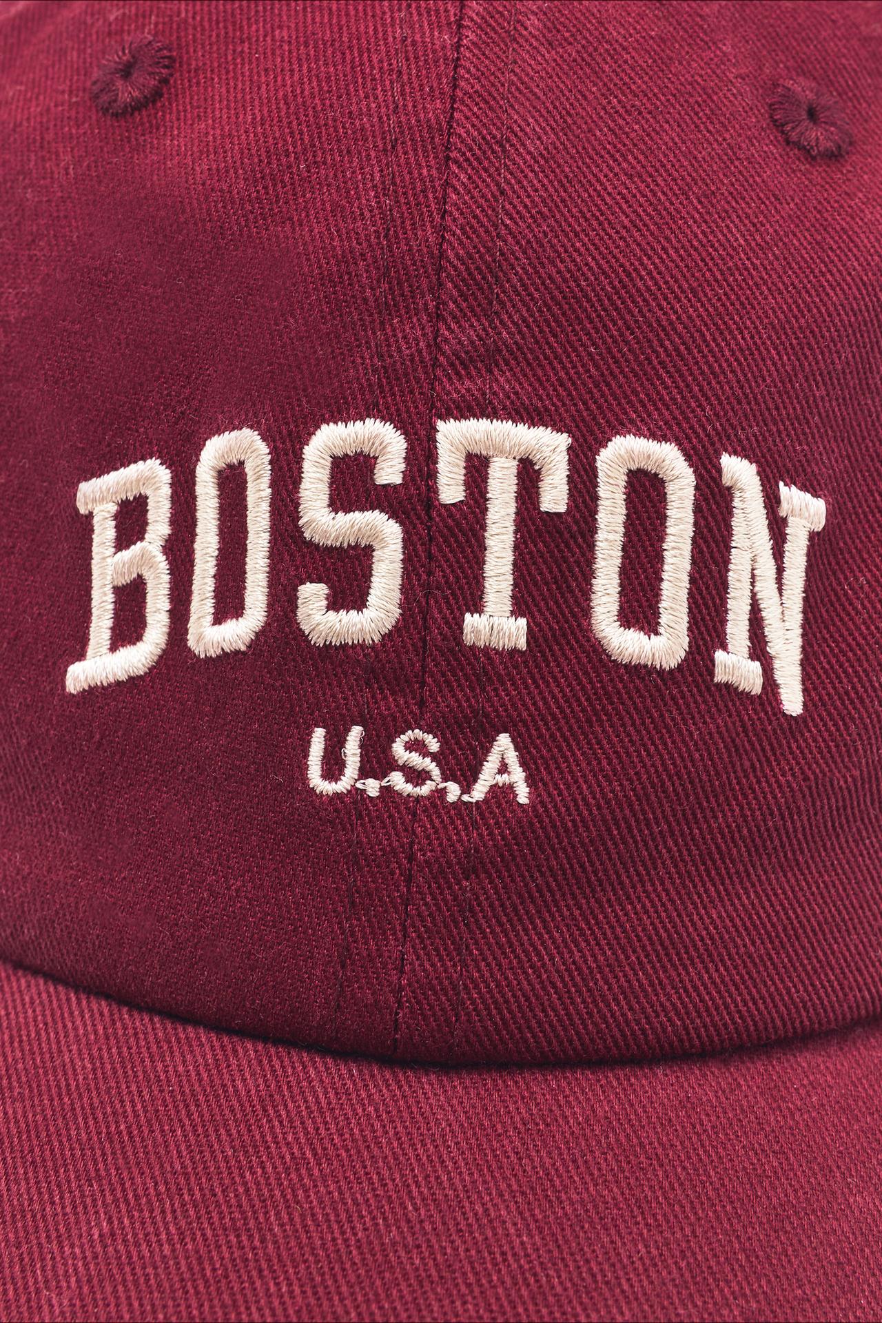Boston embroidered cap — Maroon