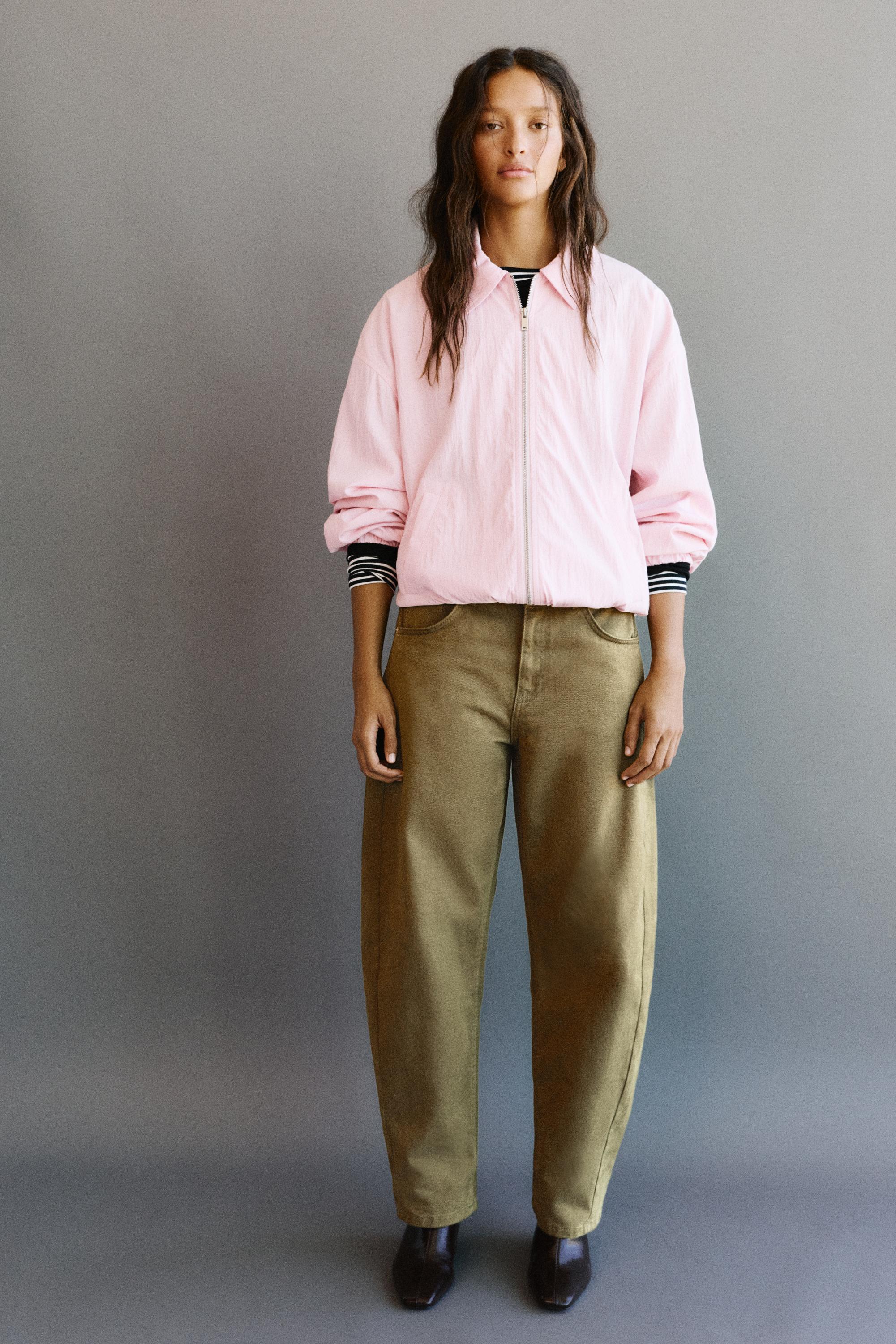 Low-rise barrel jeans — Khaki