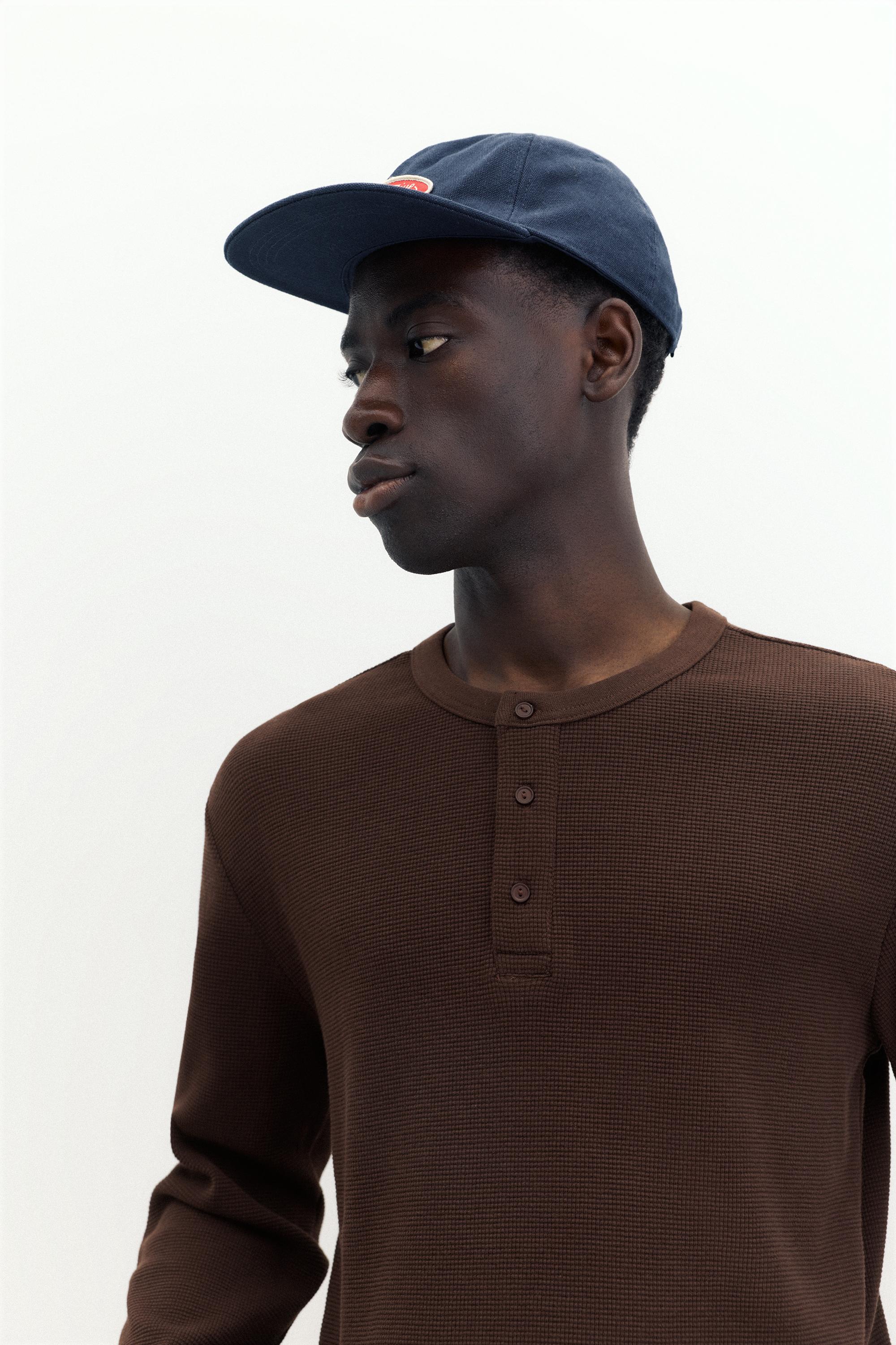 Waffle-knit long sleeve T-shirt — Brown