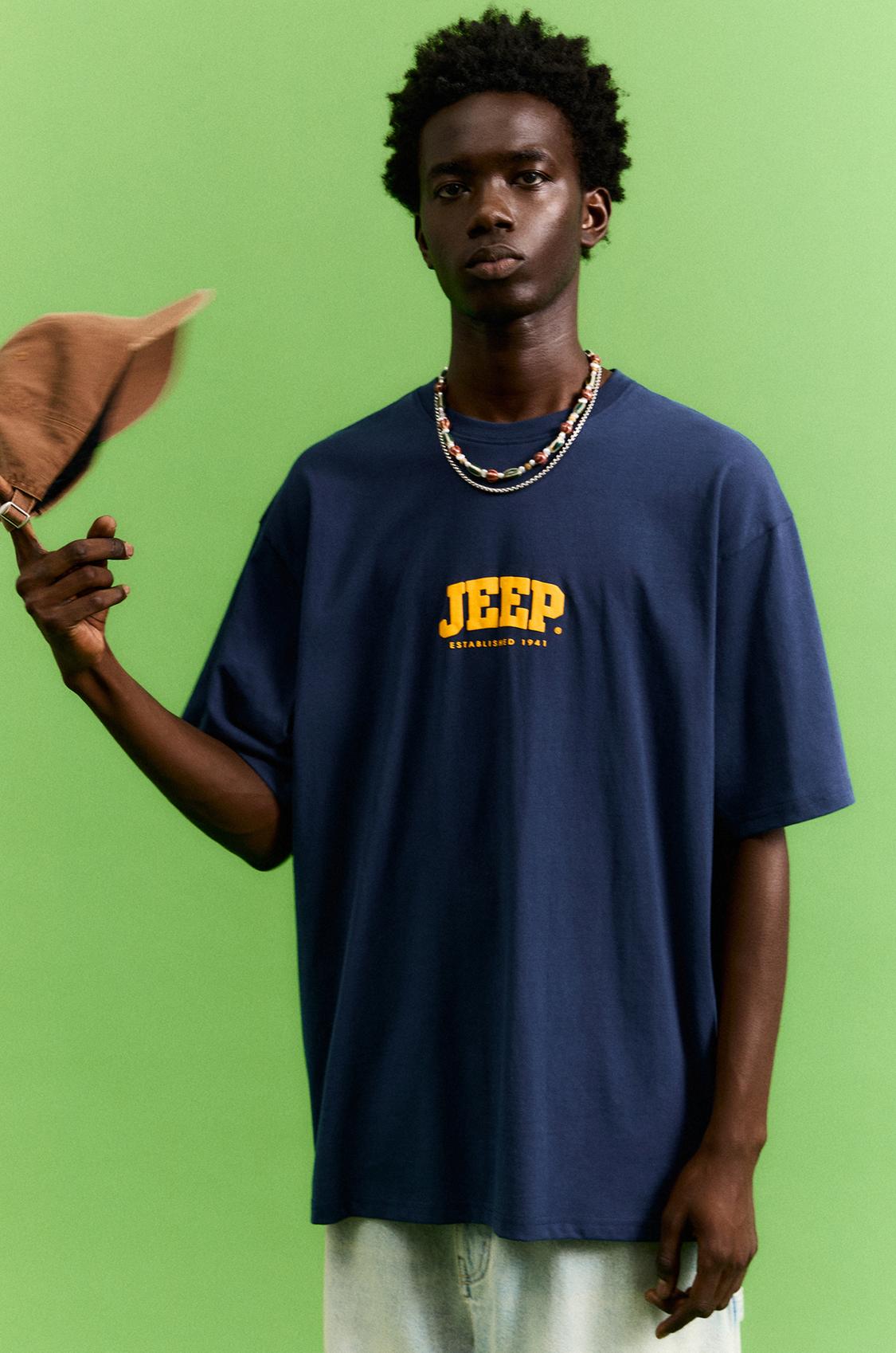 T-Shirt Jeep - PULL&BEAR 