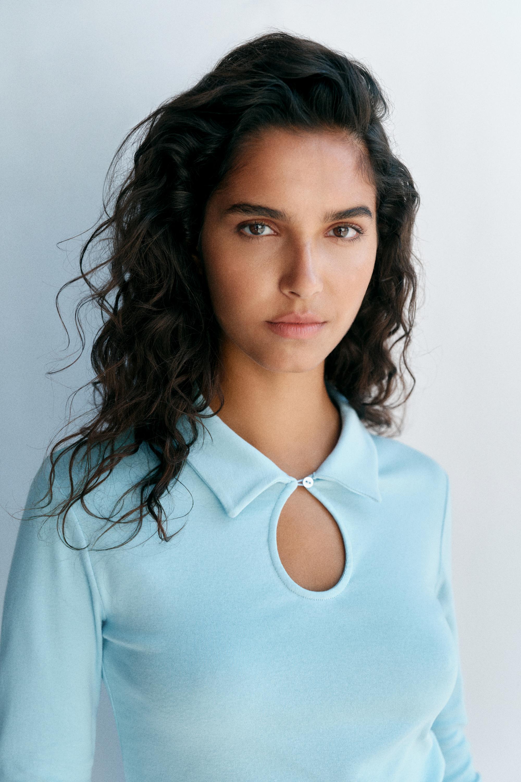 Pull&Bear Uzun kollu pencere detaylı polo t-shirt