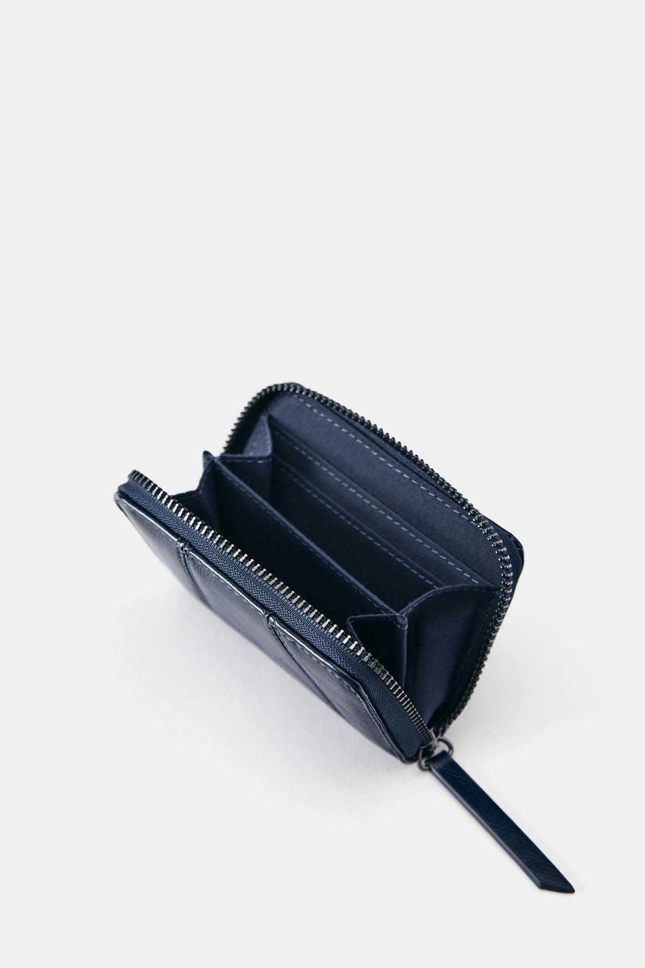 Distressed wallet — Blue
