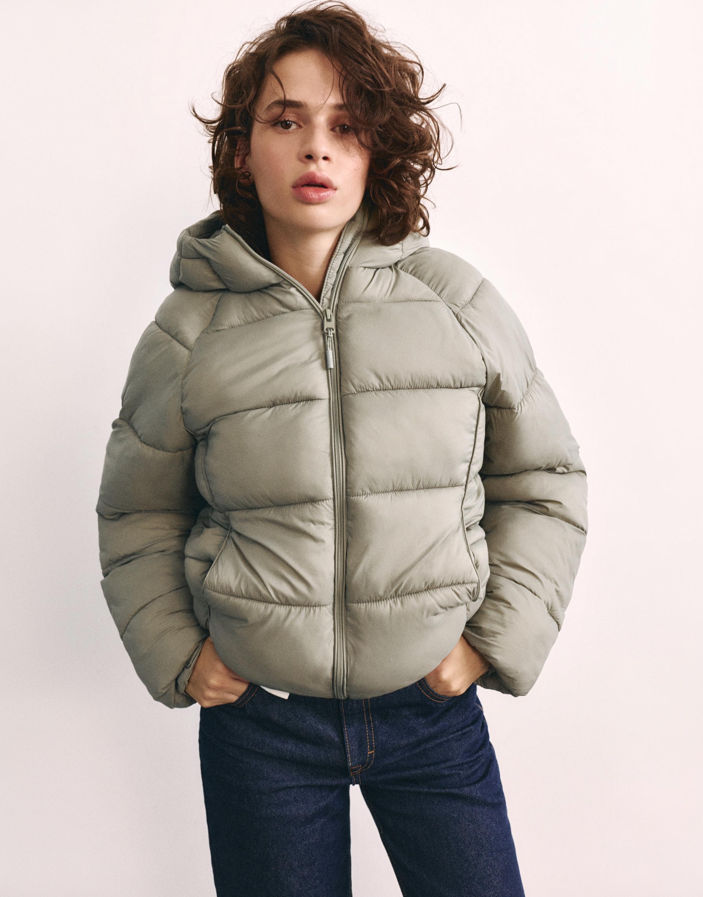 Hooded puffer jacket — Pale khaki