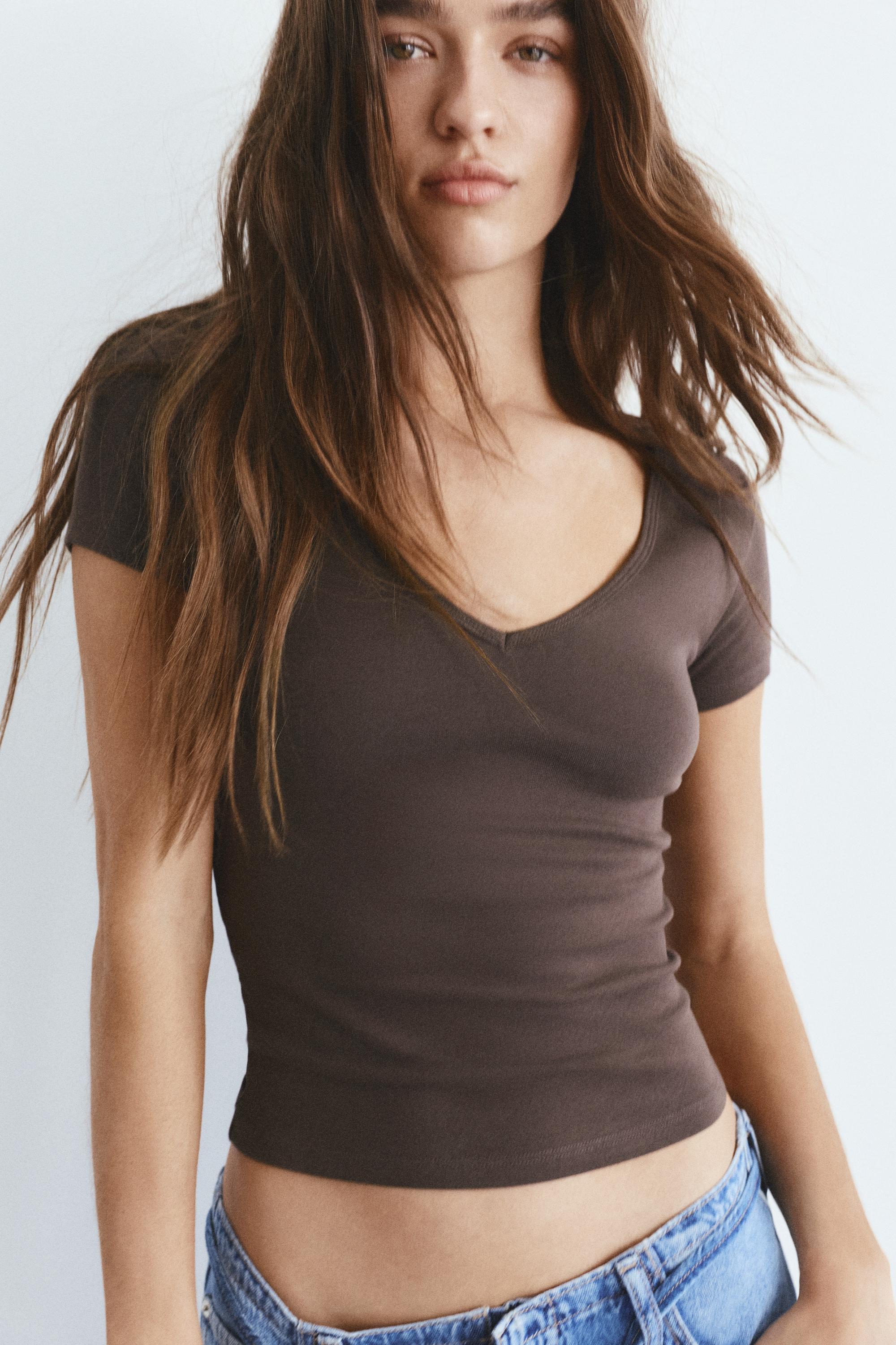 V-neck T-shirt — Brown