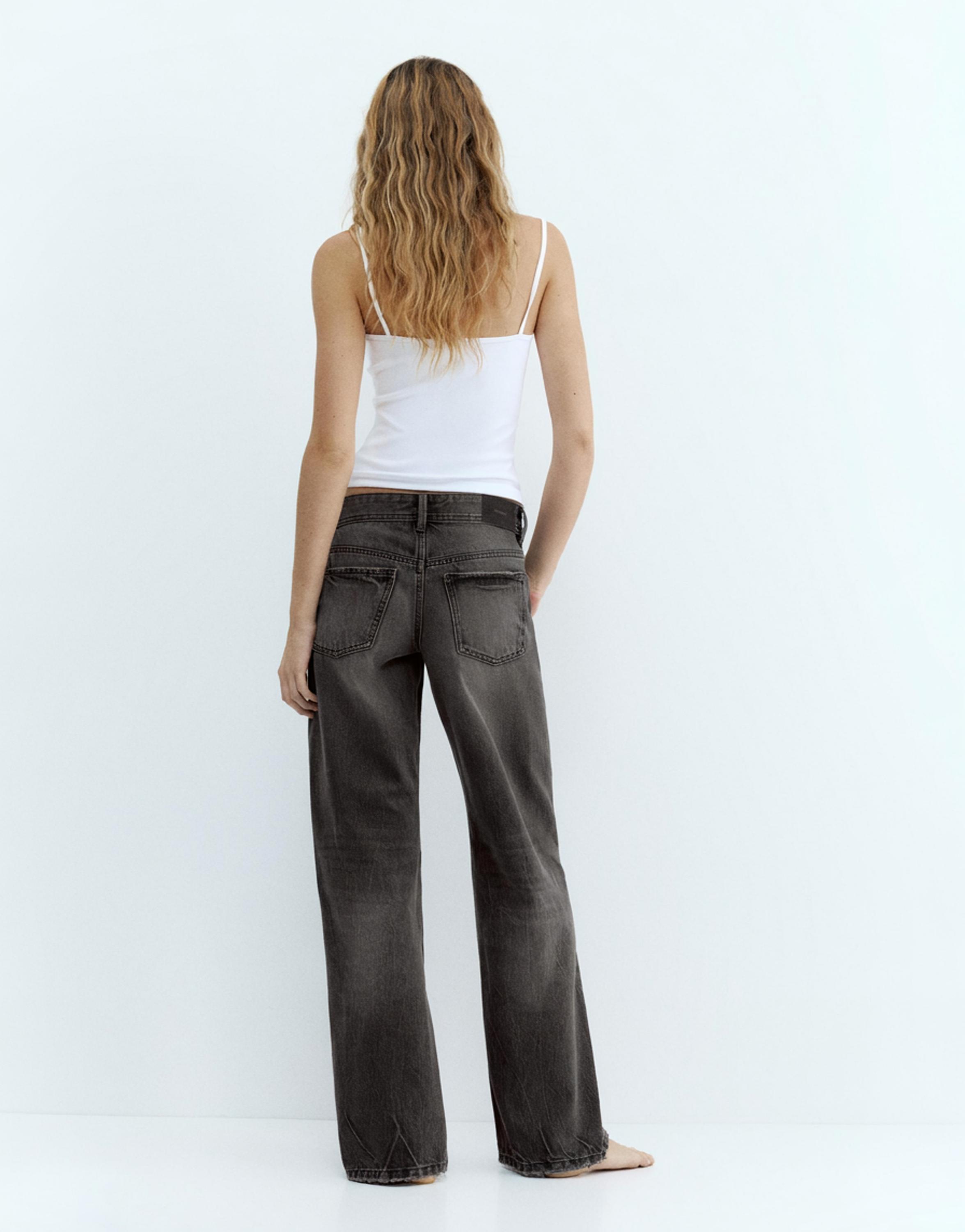 Low-rise straight-leg jeans — Black