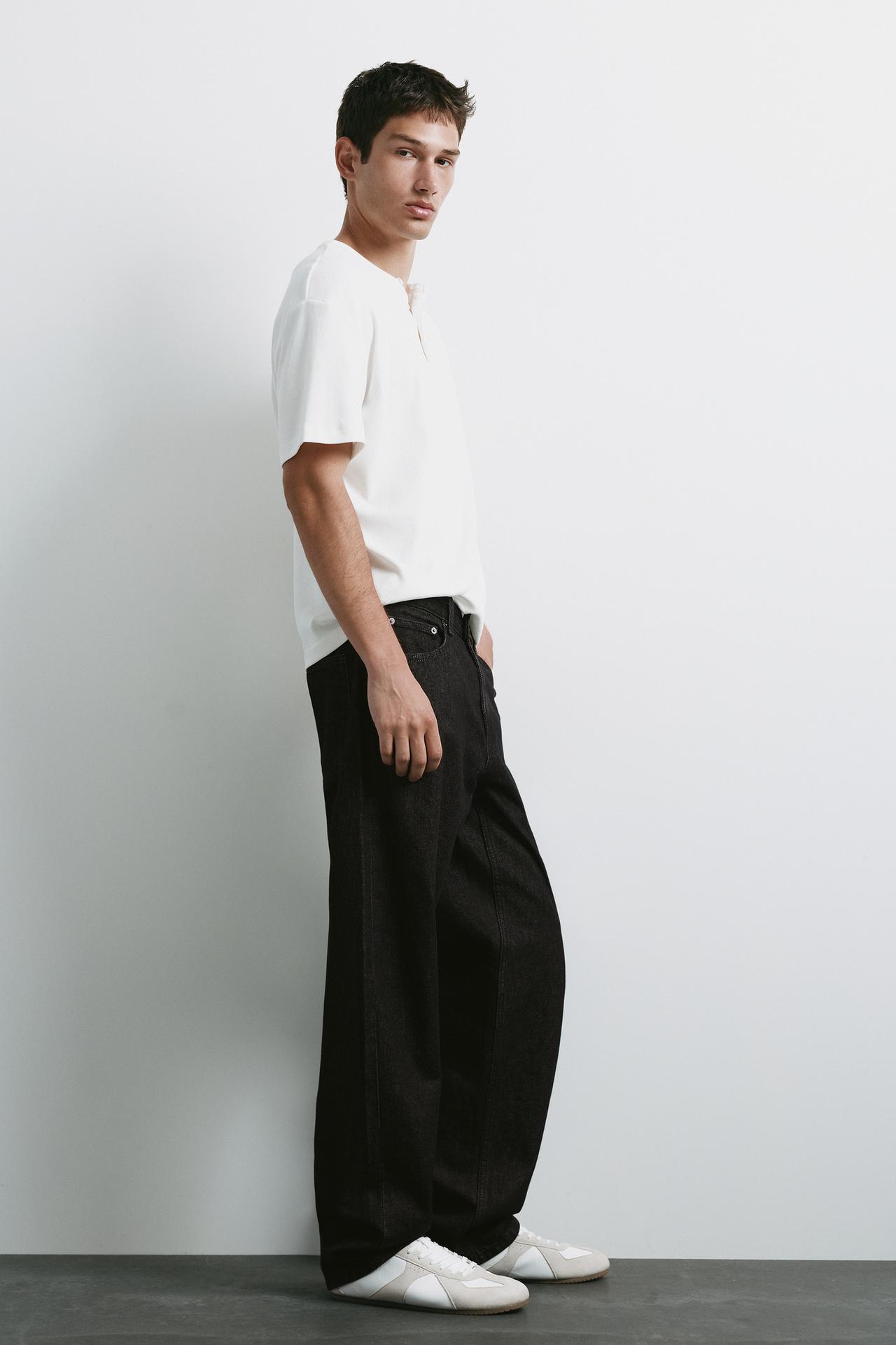 Straight-leg jeans — Black