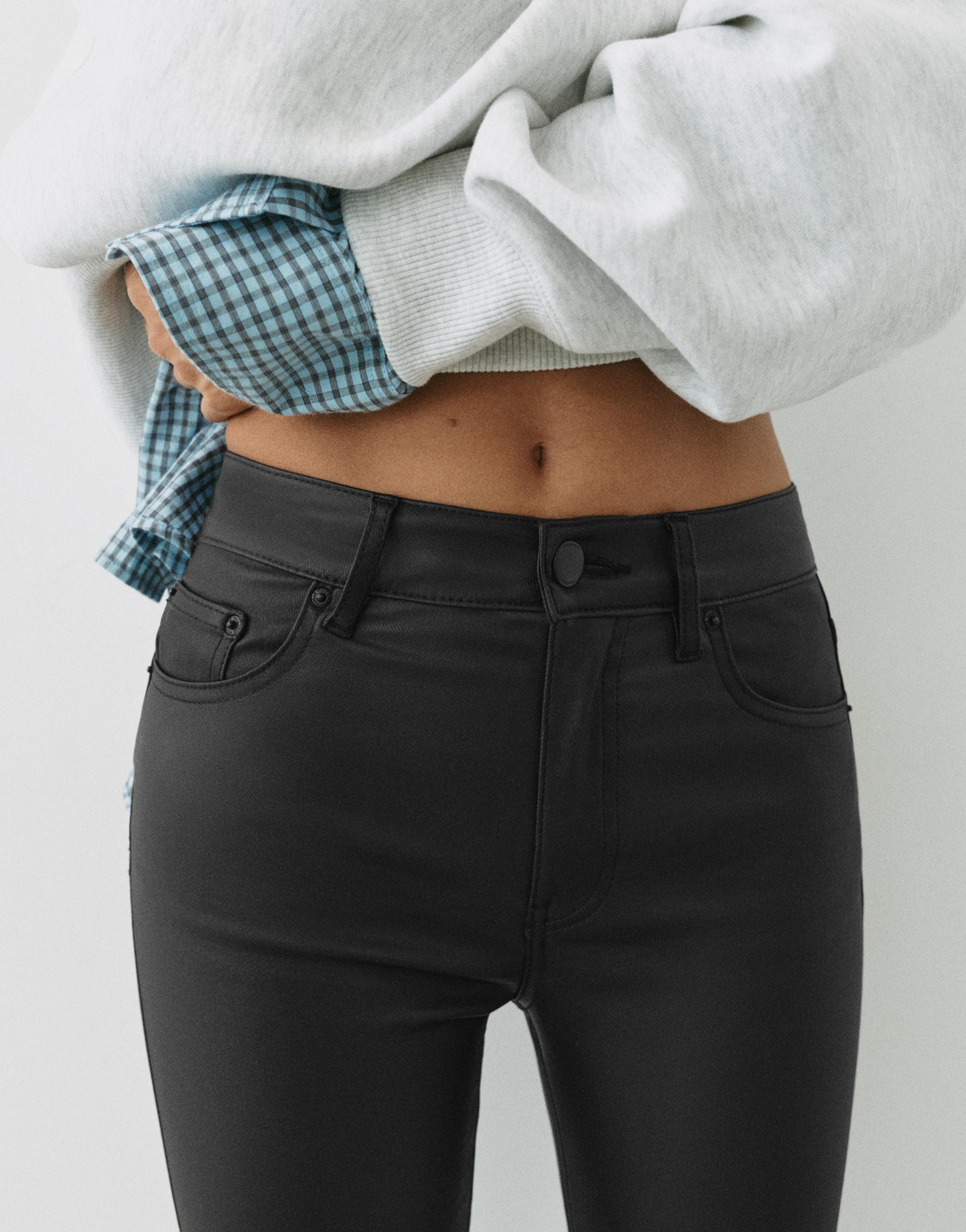 Leather effect skinny trousers — Black
