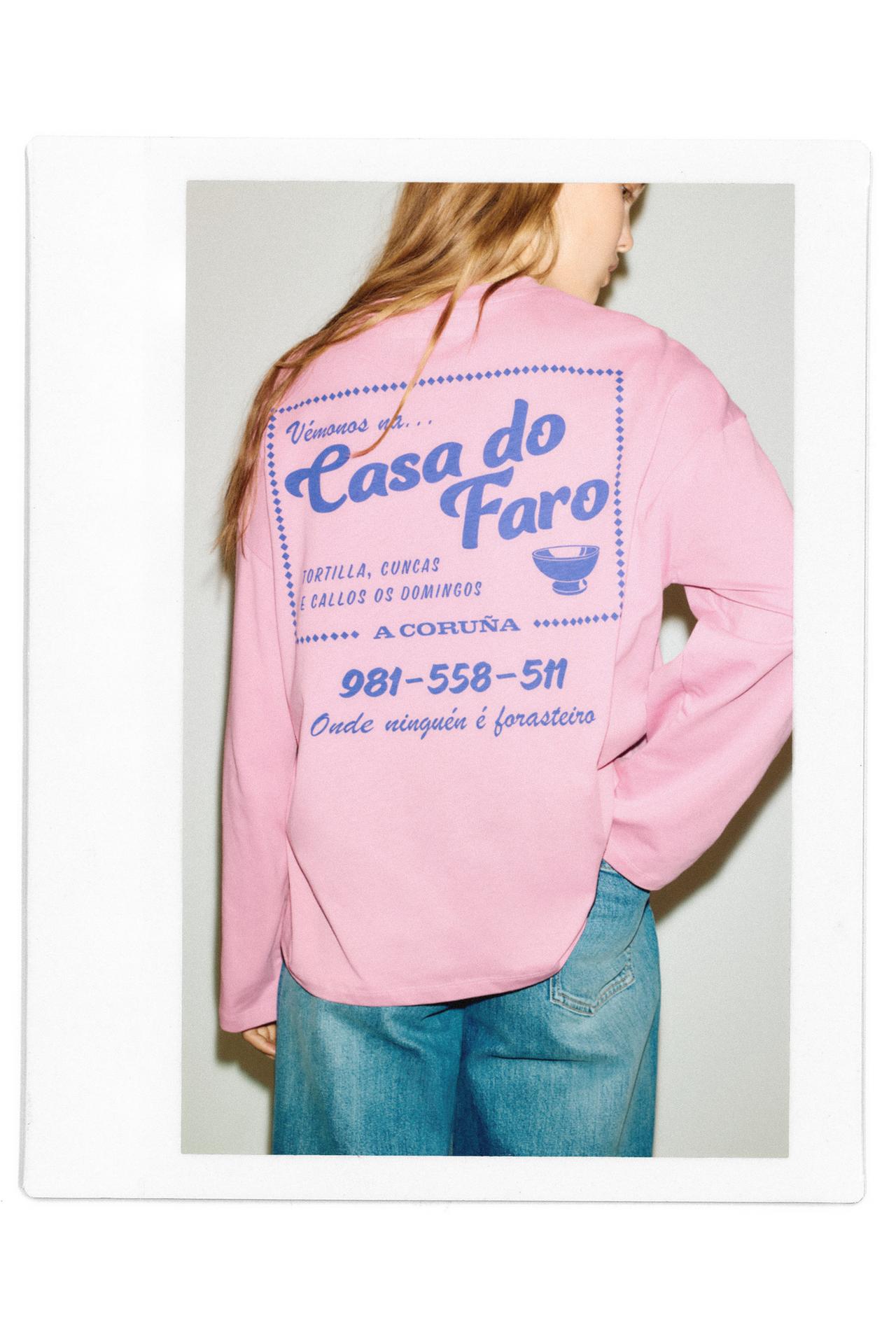 Oversize graphic T-shirt — Pink