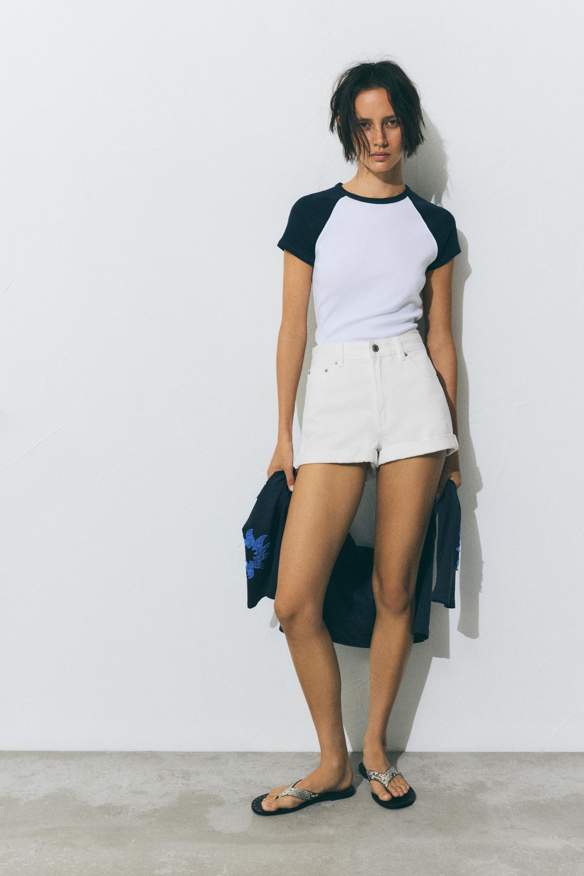 Denim mom fit shorts with turn-up hems — White