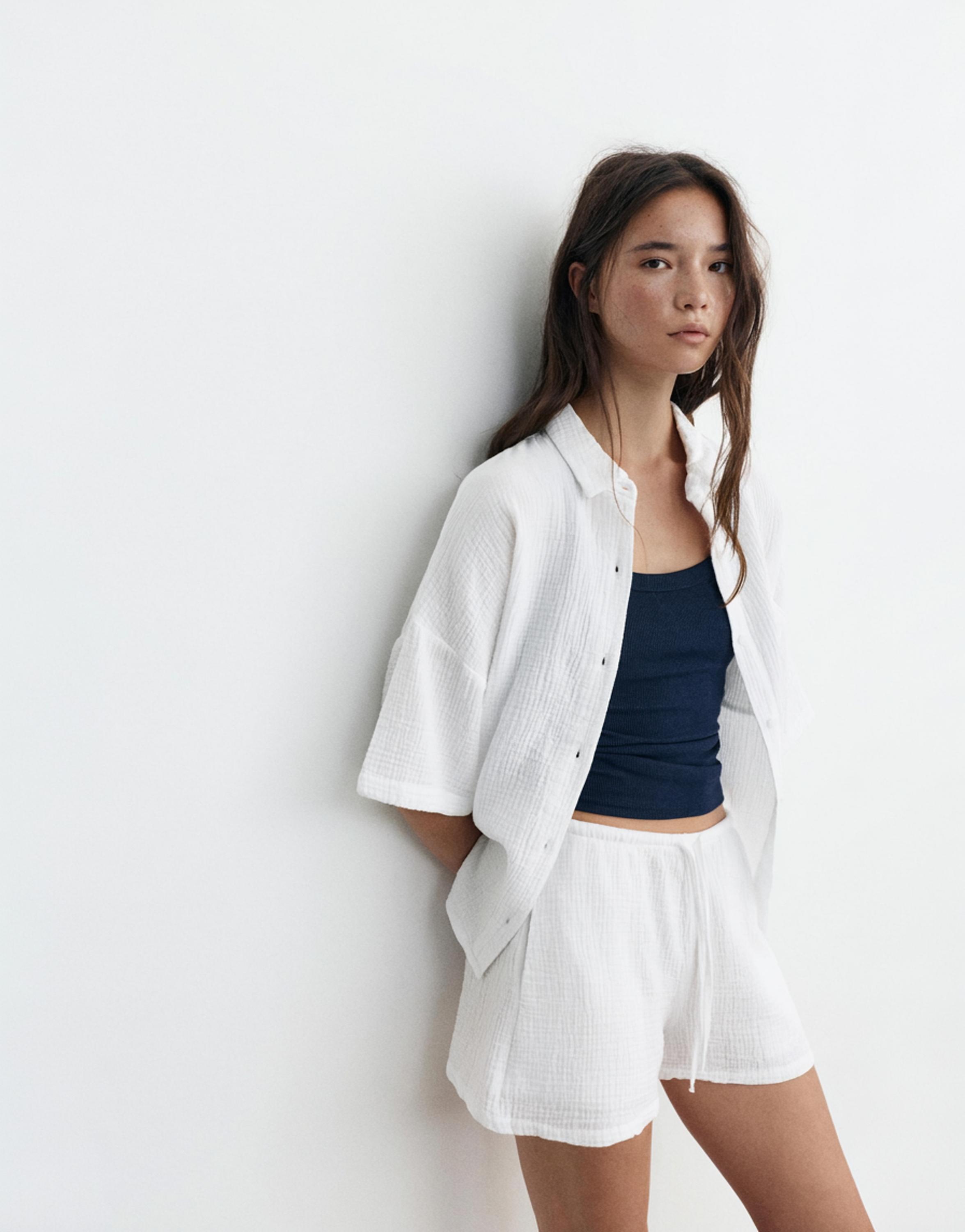 Crepe shorts — White