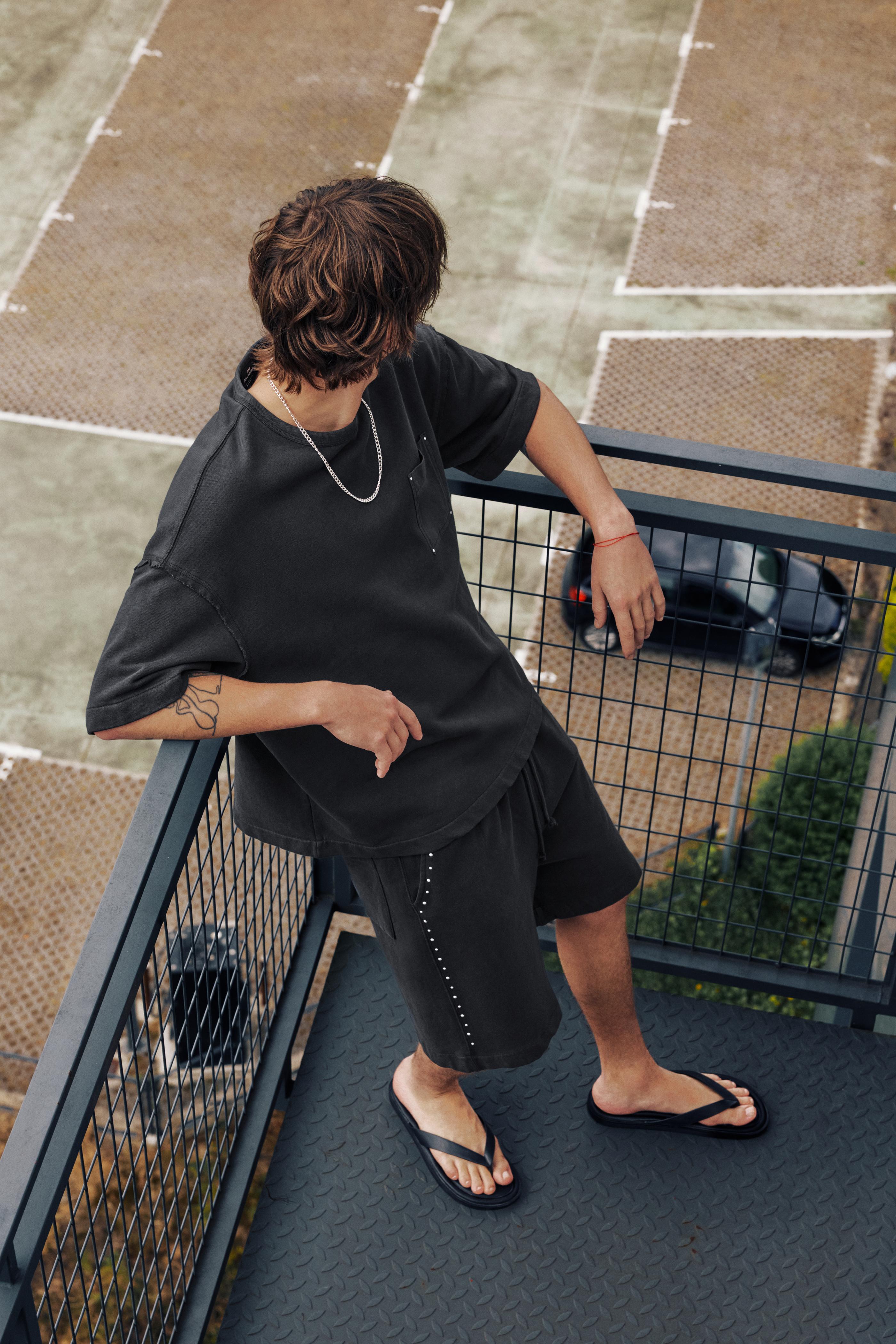Studded jogging Bermuda shorts — Anthracite grey