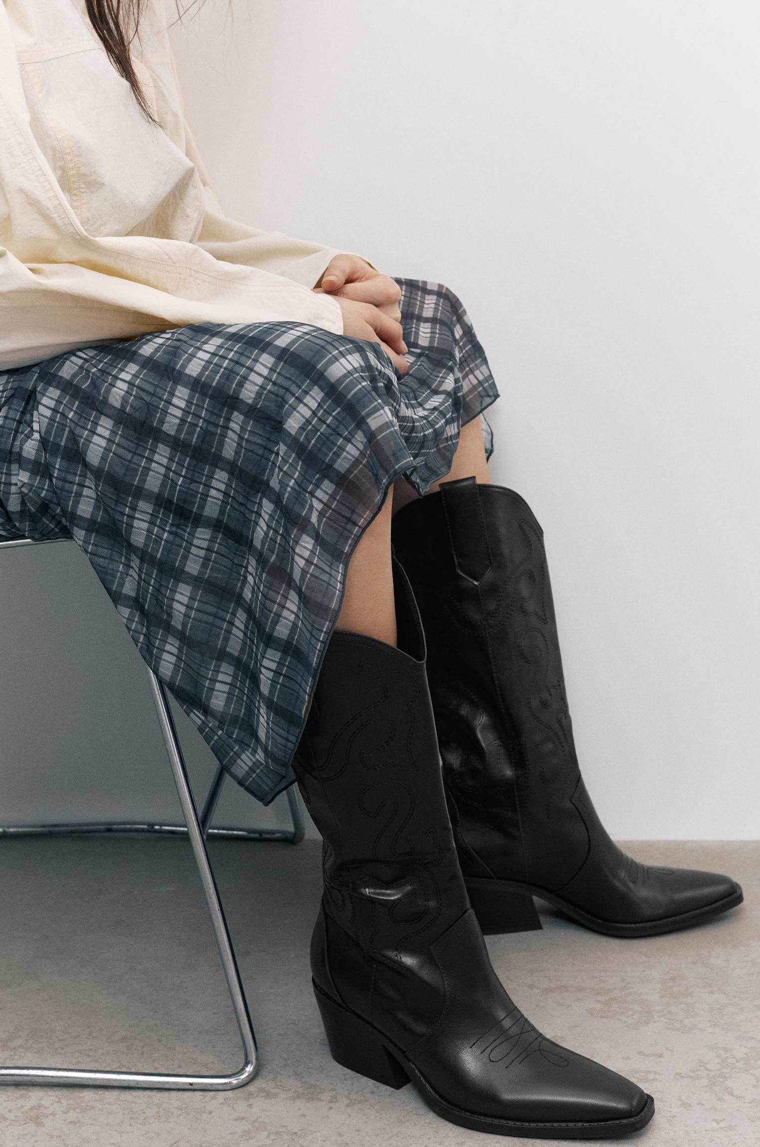 Cowboy boots — Black