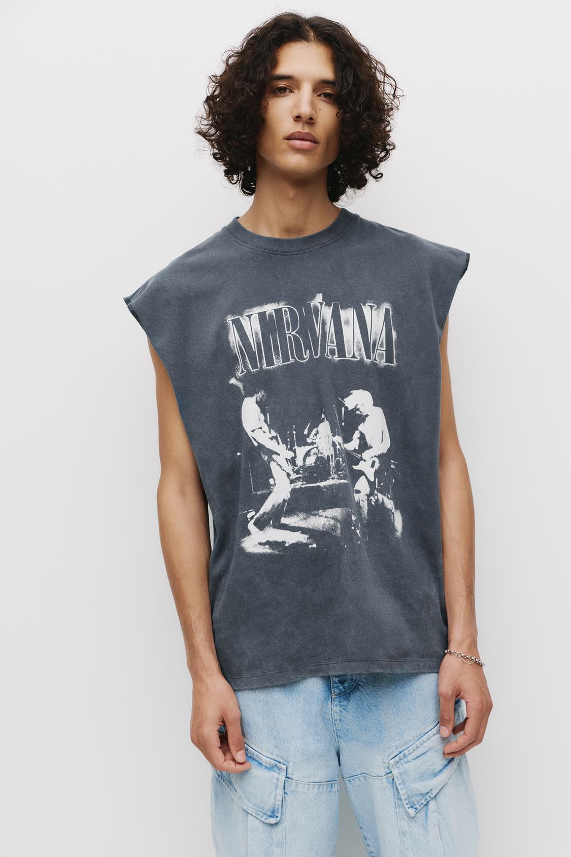 Camiseta Metallica Pull And Bear Camiseta Hombreras Camisetas Sin