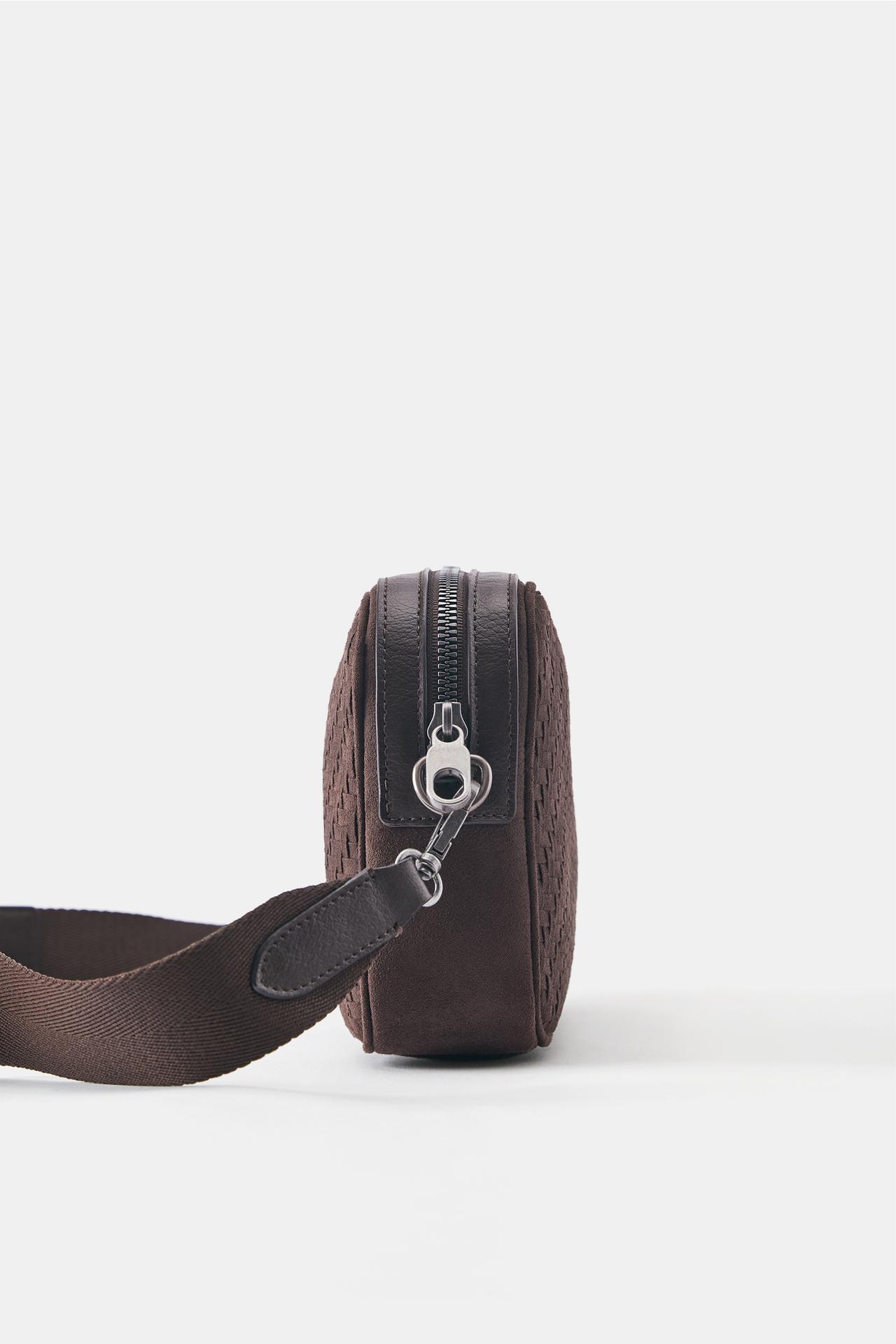 Woven crossbody bag — Brown