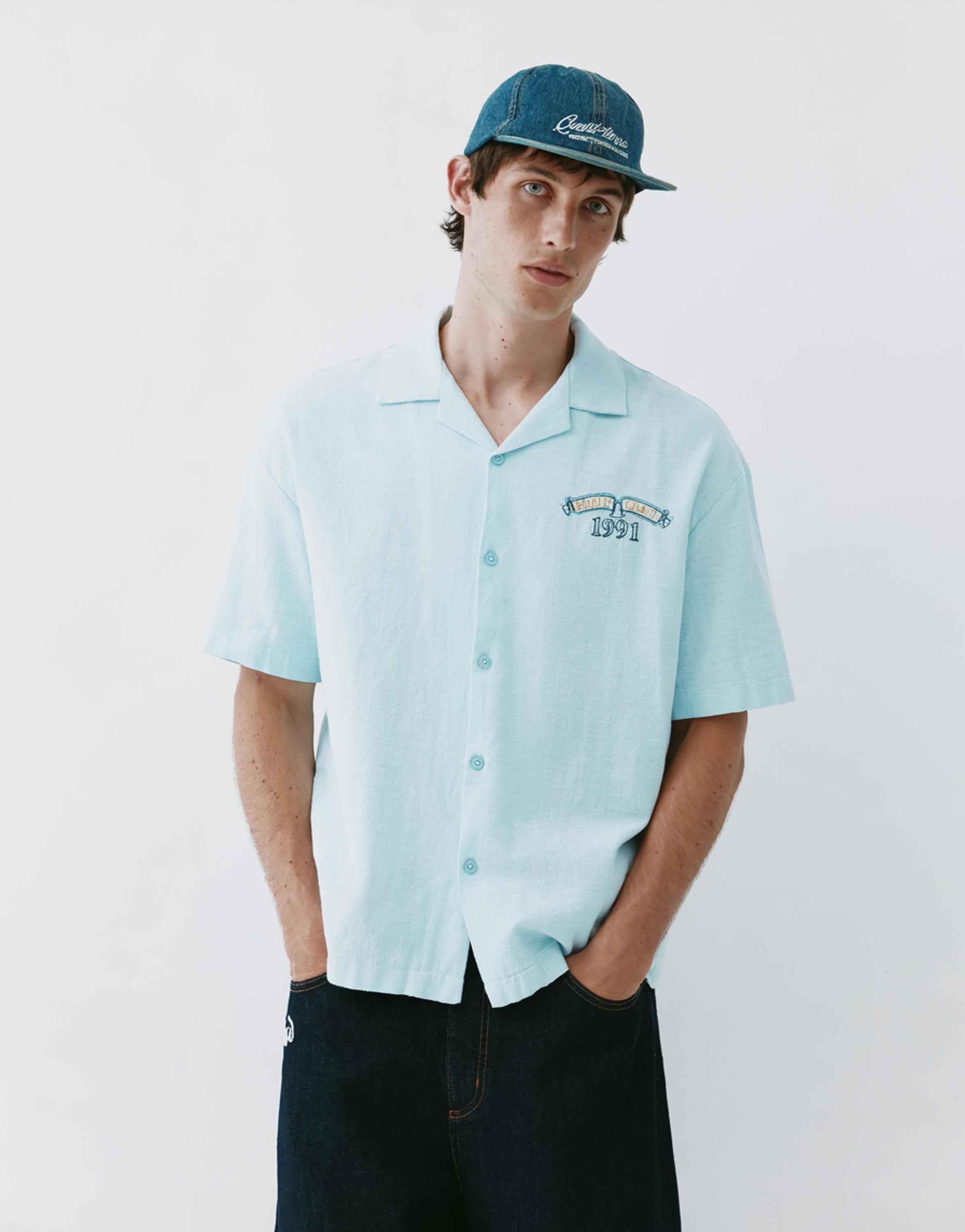 Short sleeve embroidered shirt — Pale blue