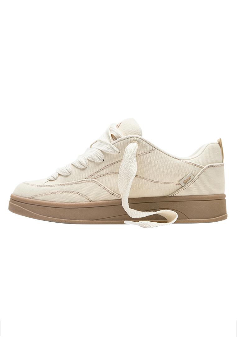 STWD skate trainers with stitching — Ecru