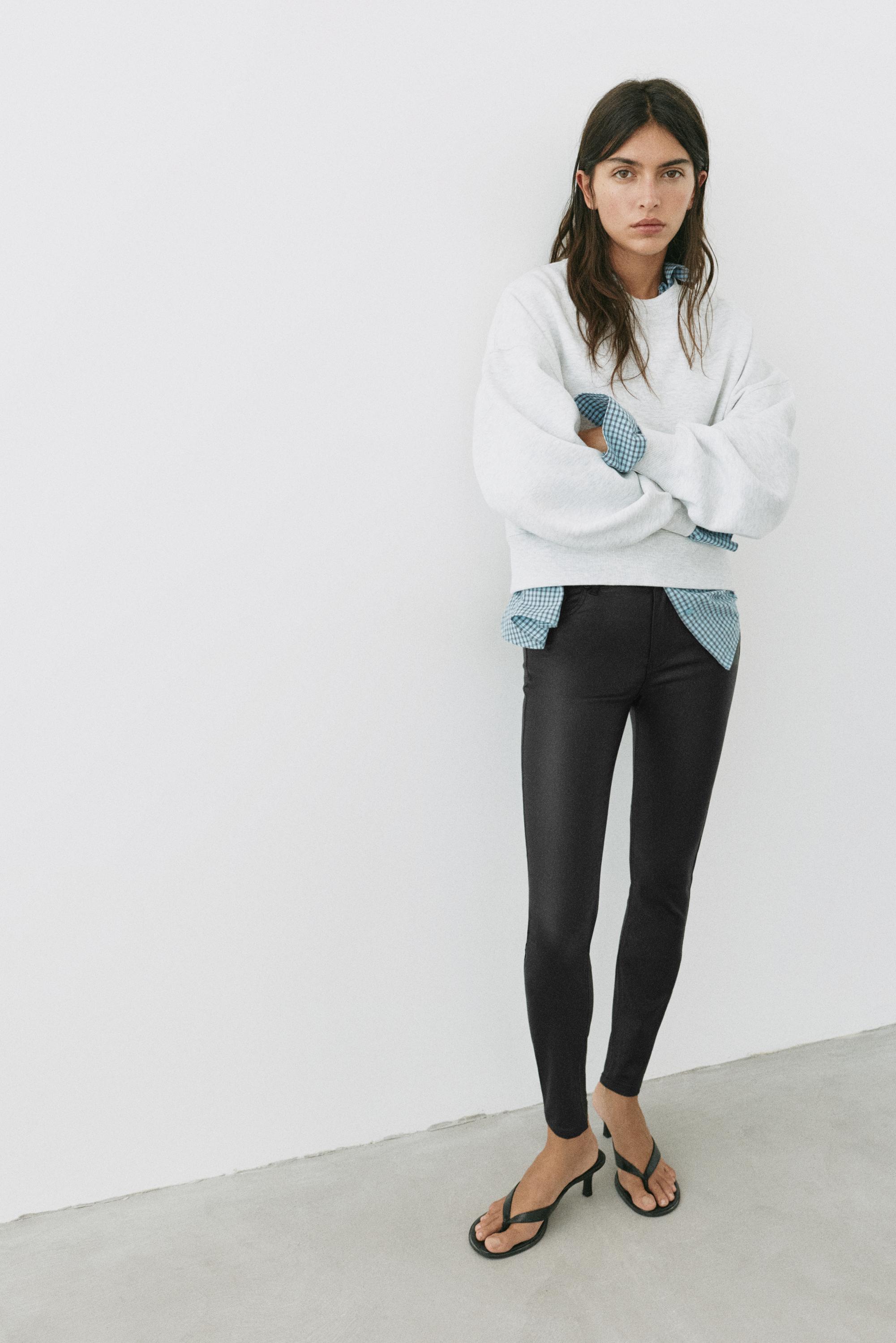 Leather effect skinny trousers — Black
