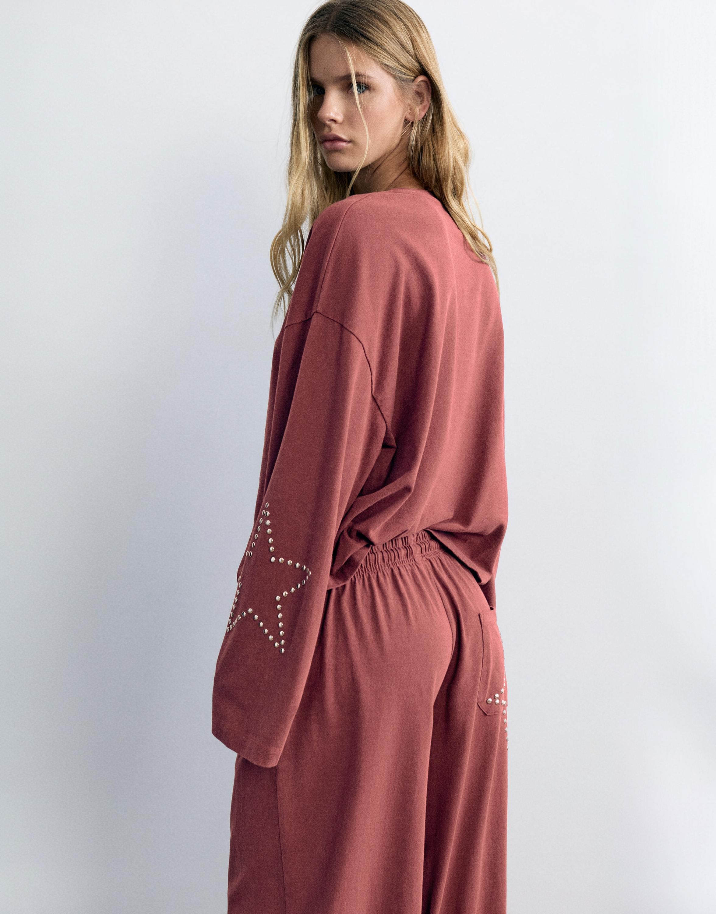 Stud star long sleeve T-shirt — Maroon