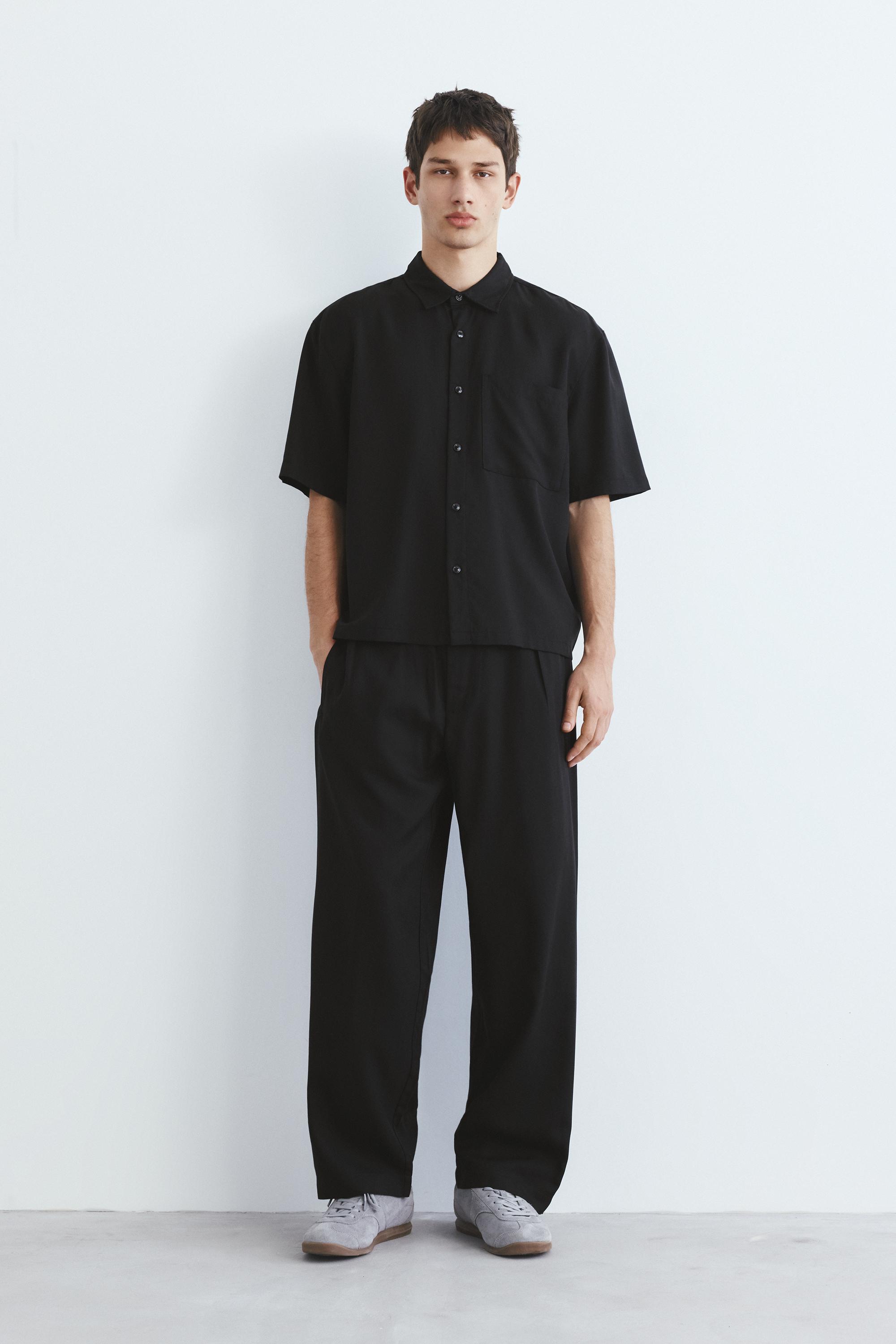 Short sleeve shirt with pocket — Black