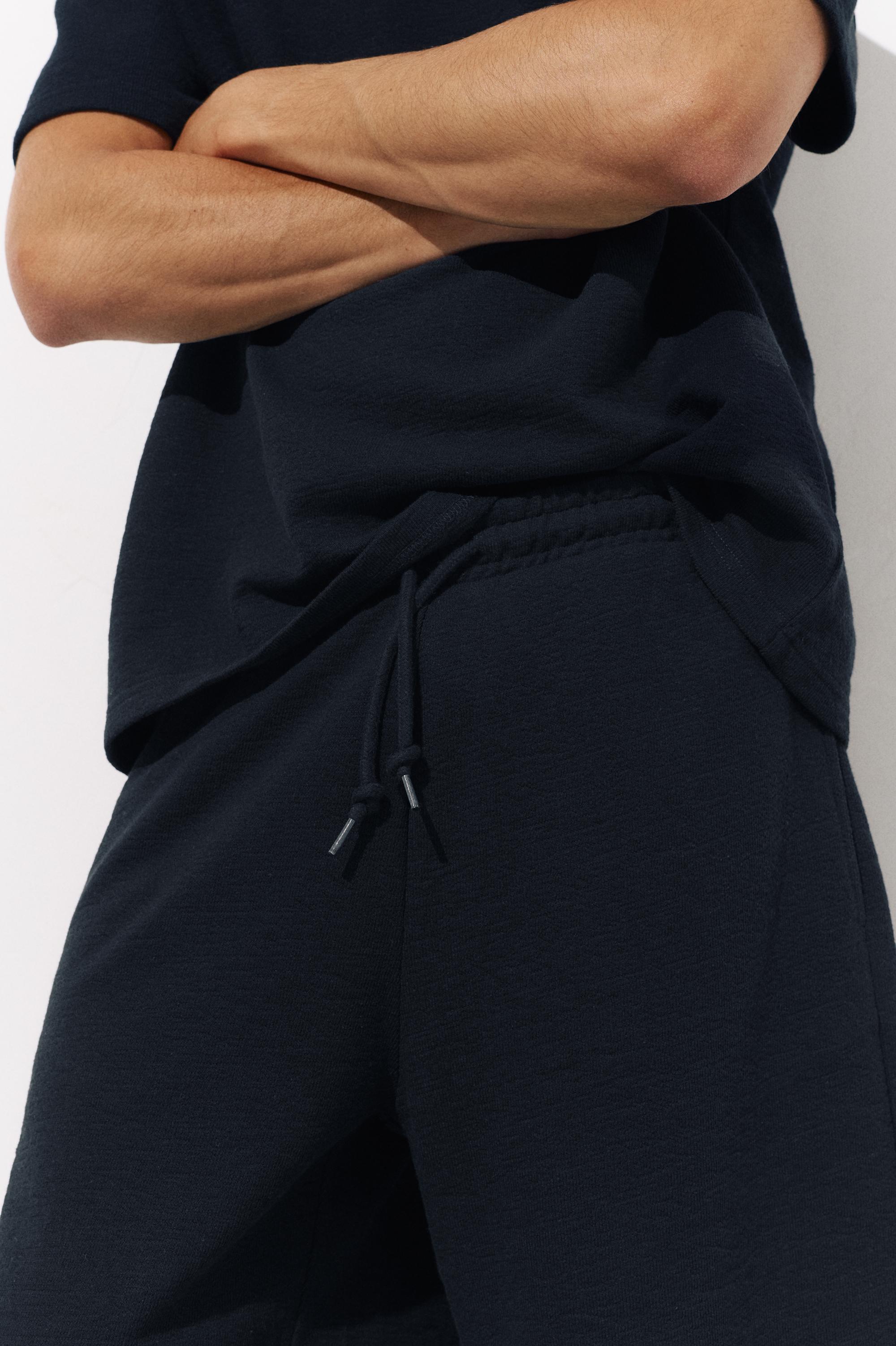 Kumaş dokulu jogger bermuda - Görsel 6