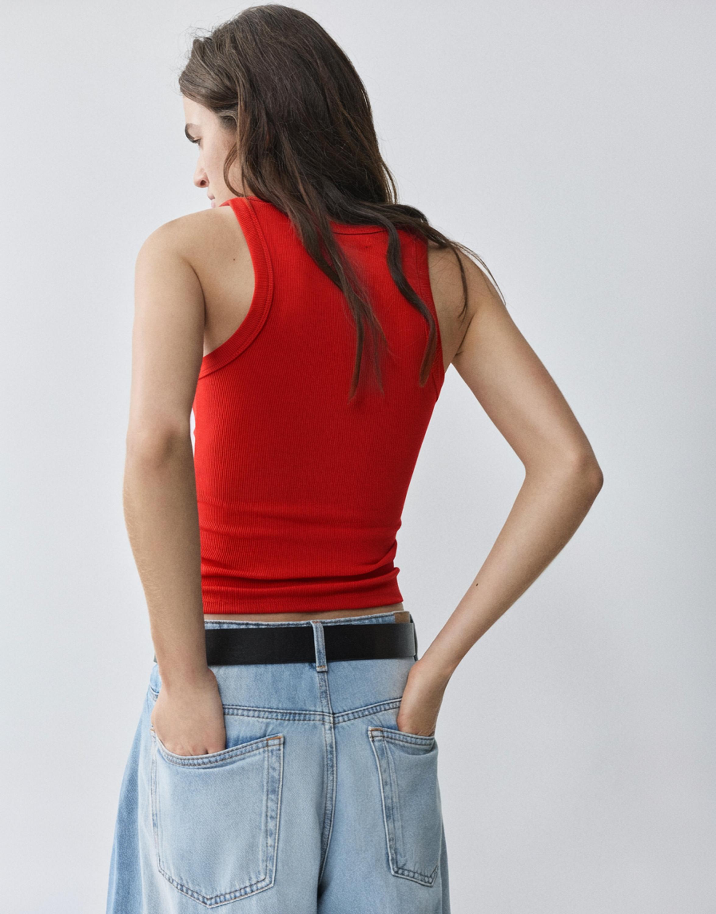 Basic tank top — Red