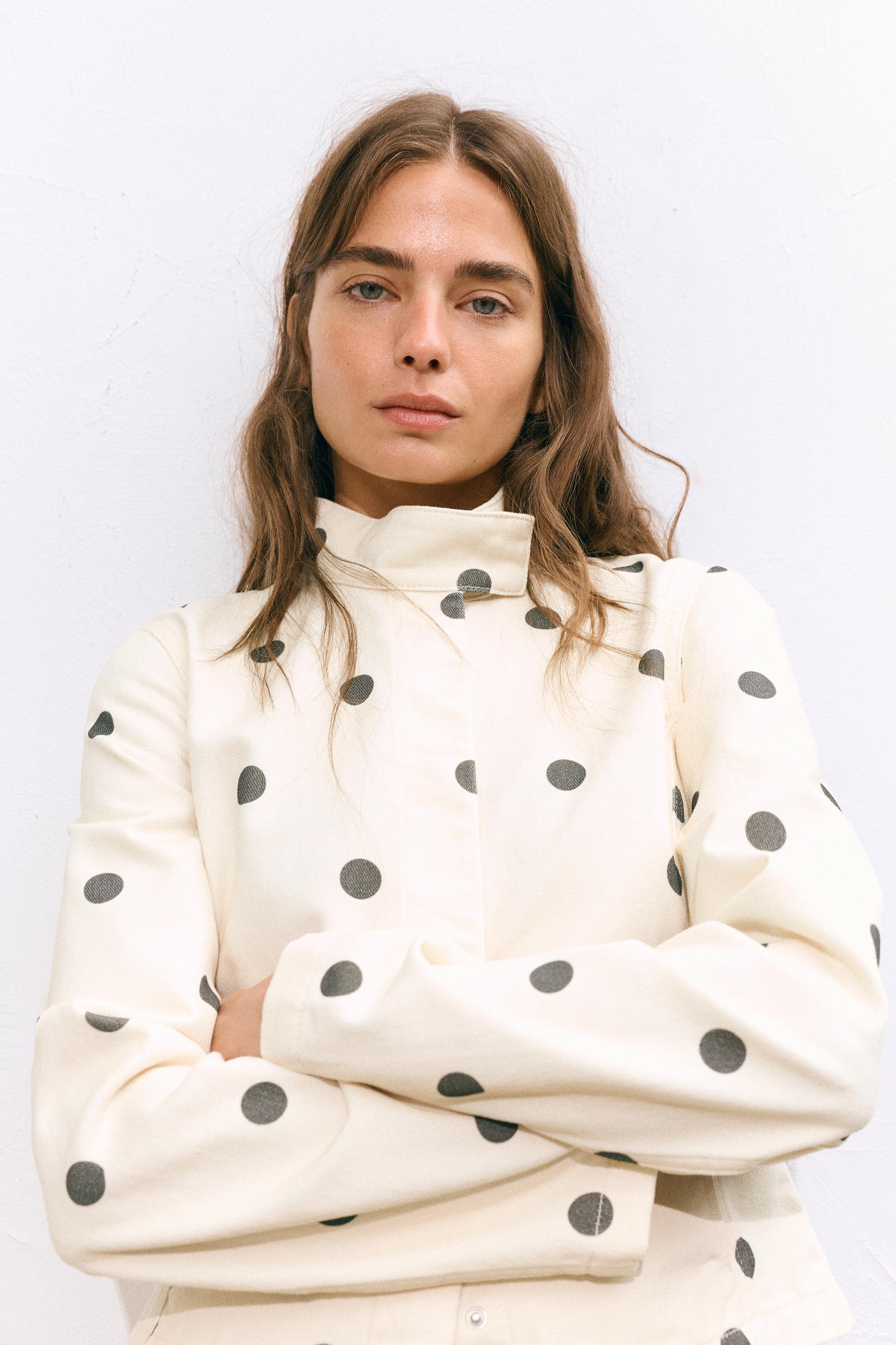 Fitted polka dot jacket — Ecru