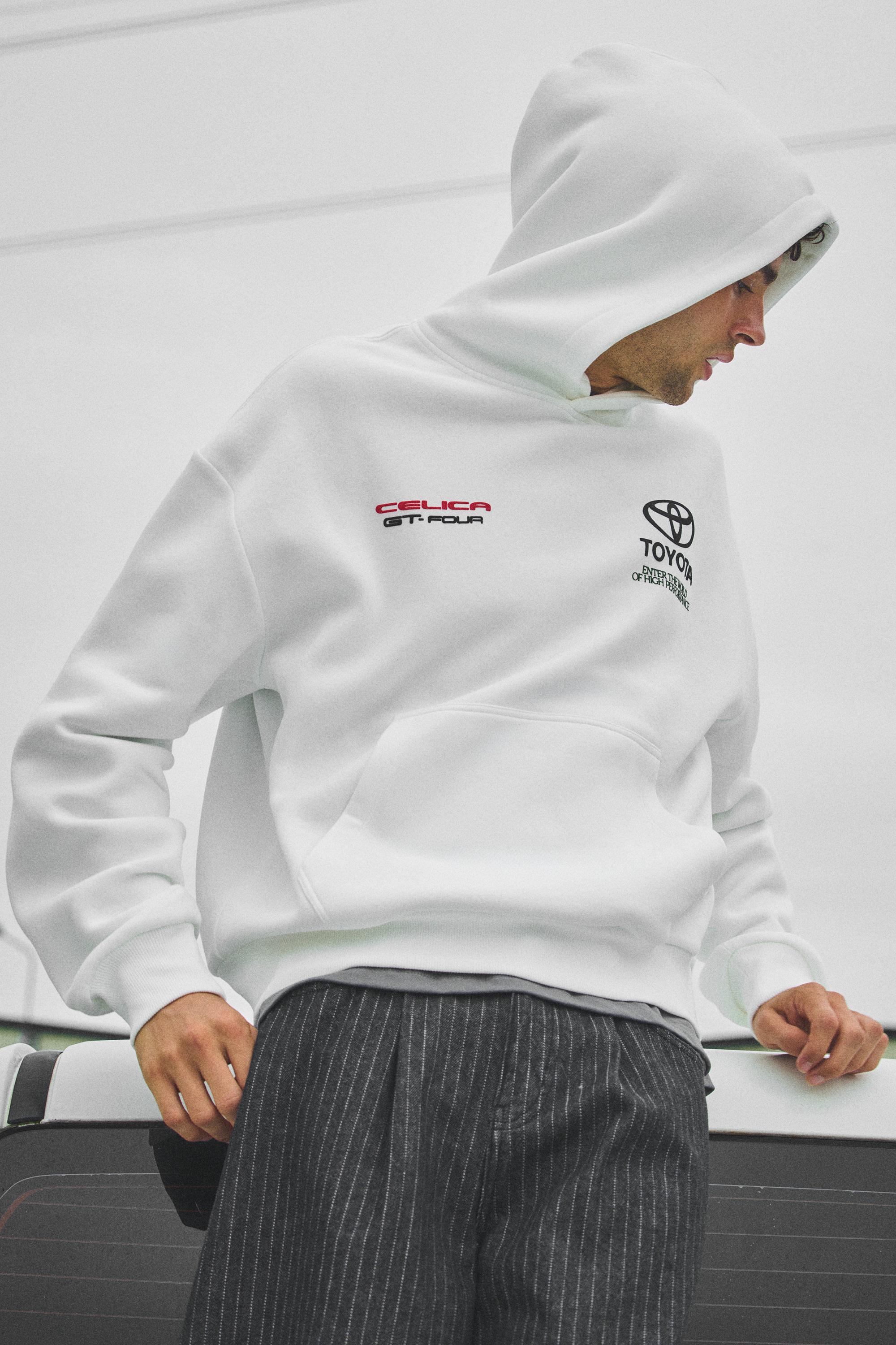 Toyota hoodie — Off white