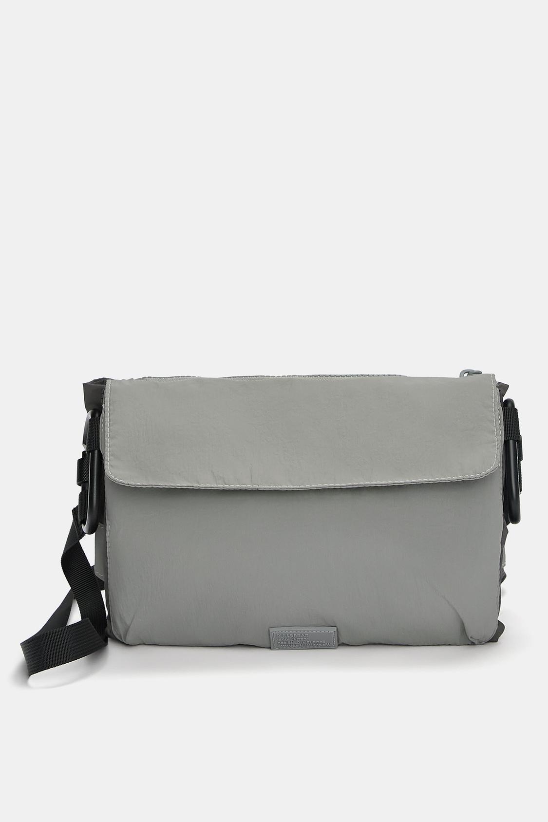 Convertible nylon messenger bag - pull&bear 