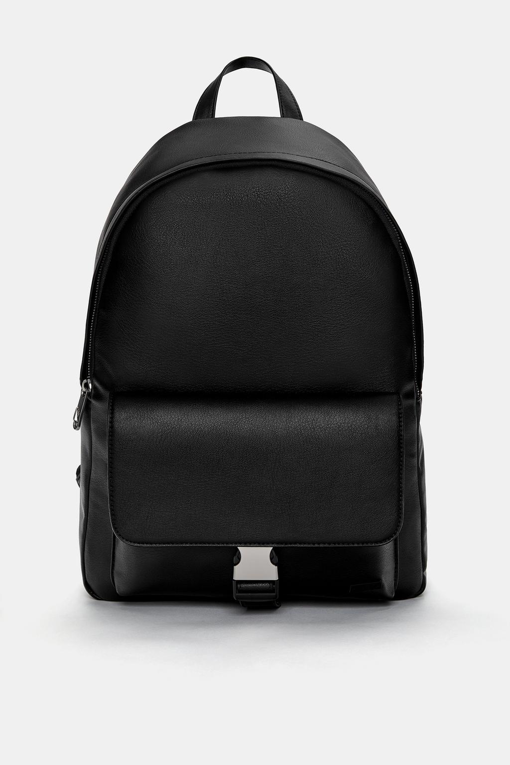 Backpack with buckle flap pull&bear