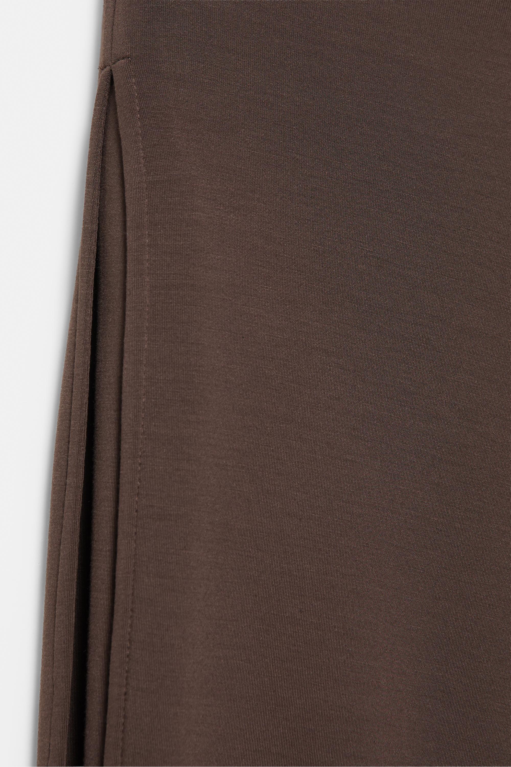 Straight-leg trousers with modal and pleat detail — Brown