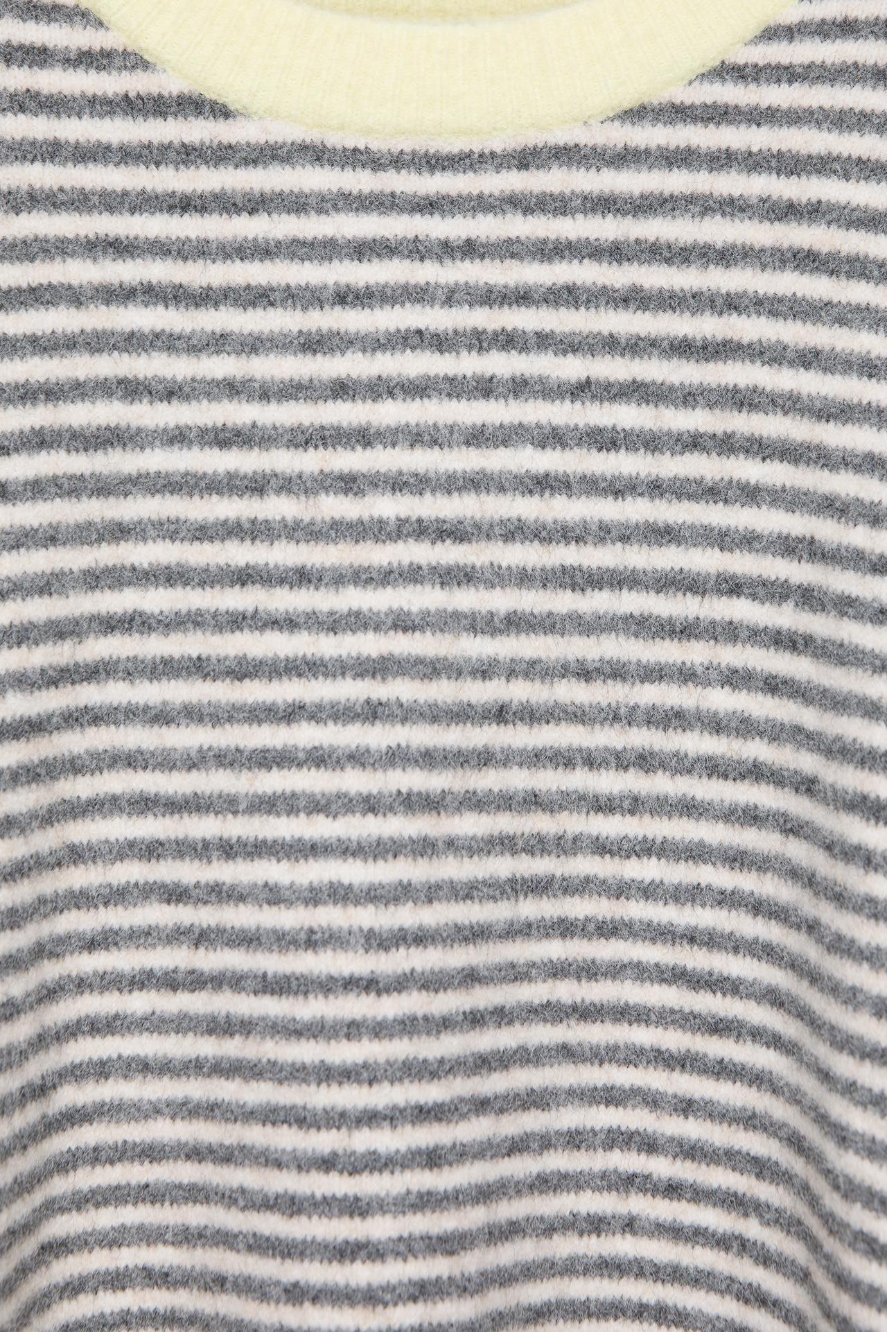 Striped jumper with contrast neck — Grey