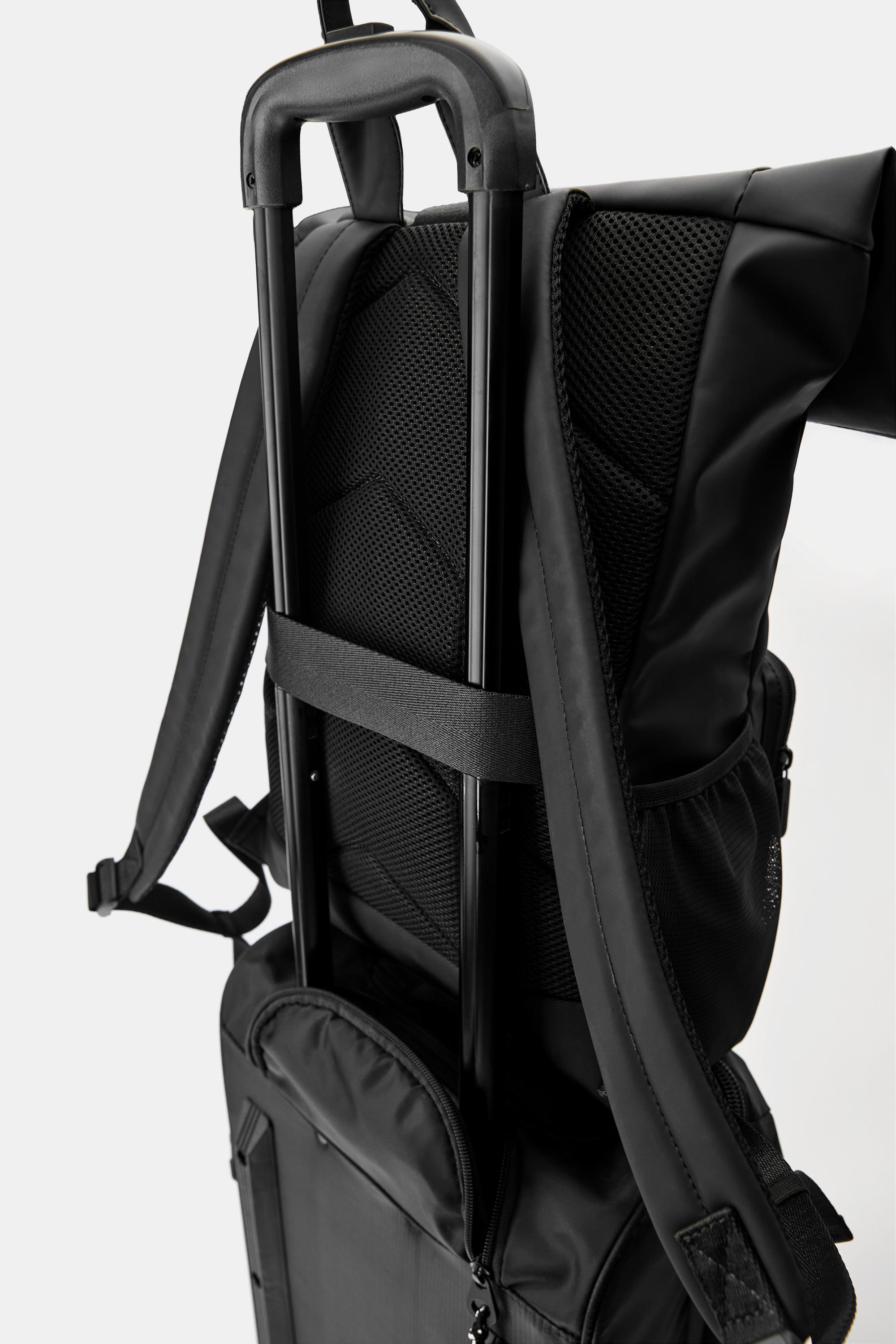 Rubberised flap backpack — Black