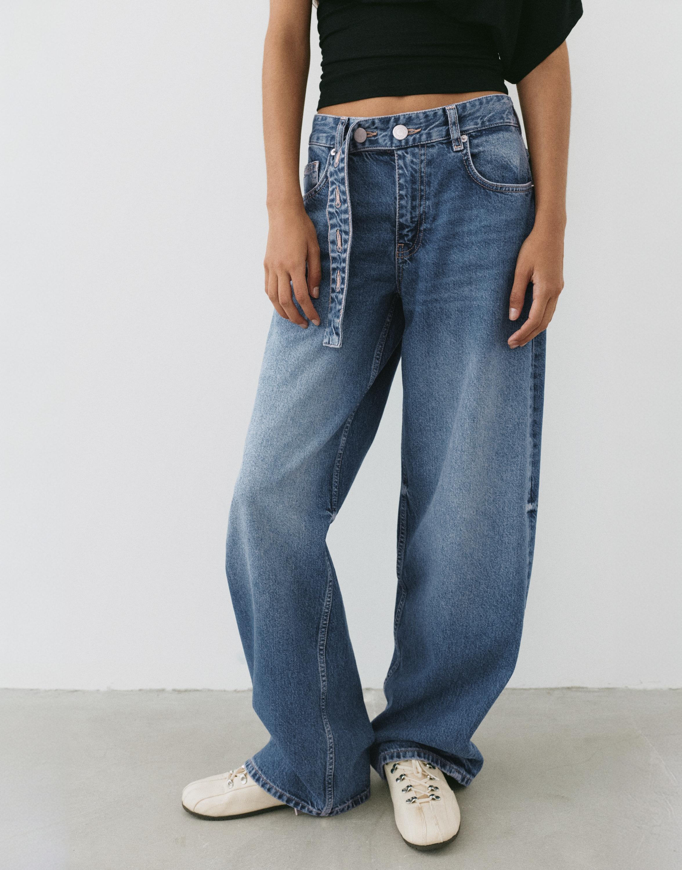 Relaxed fit baggy jeans with belt — Dark blue