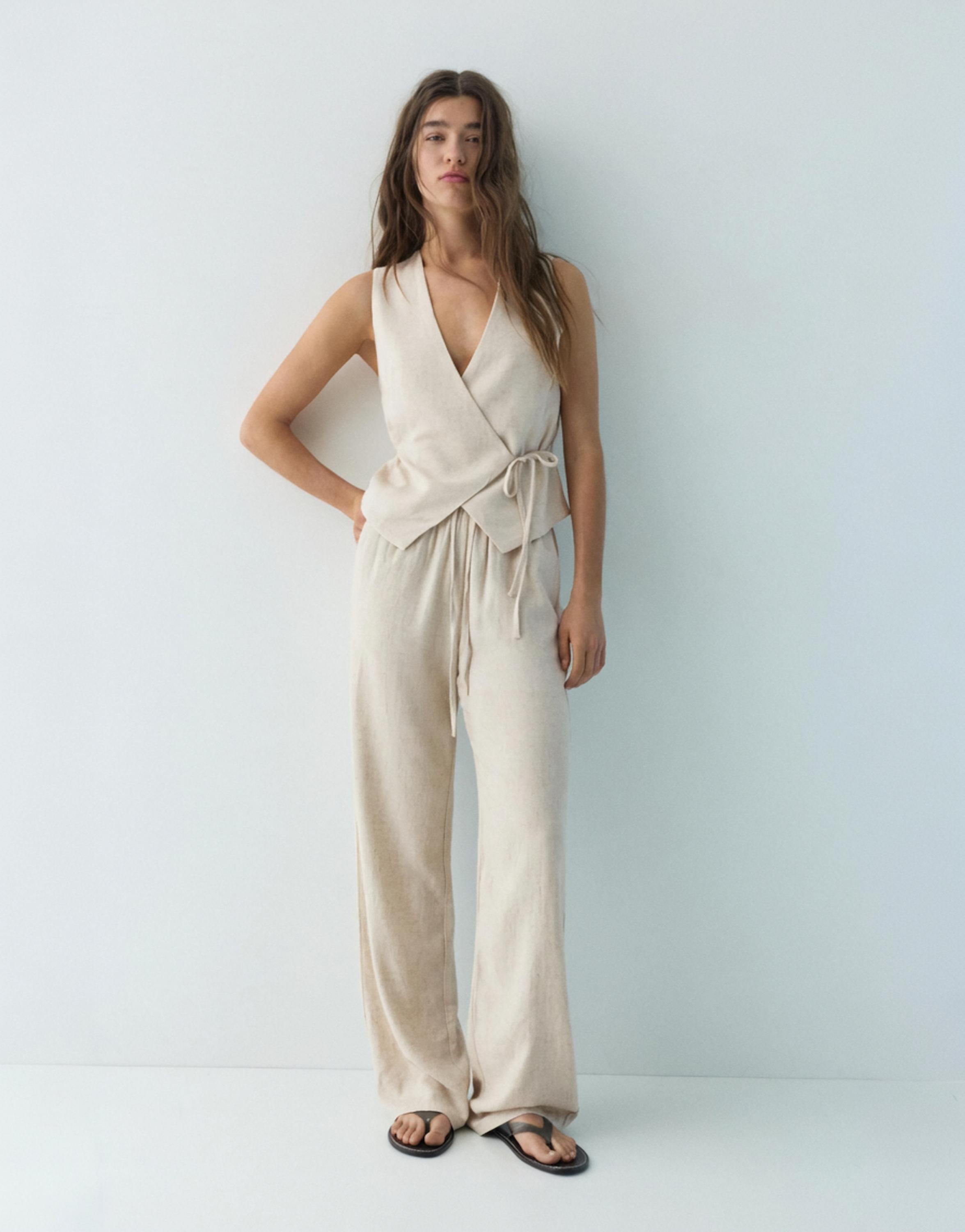 Flowy trousers with linen — Beige