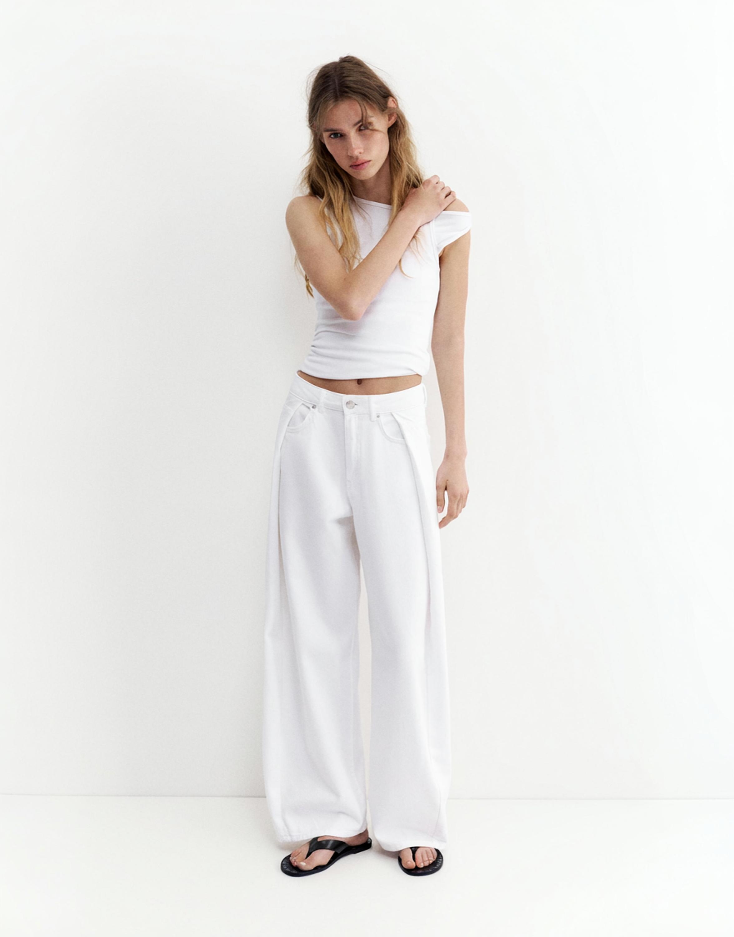 Pleated balloon fit baggy jeans — White