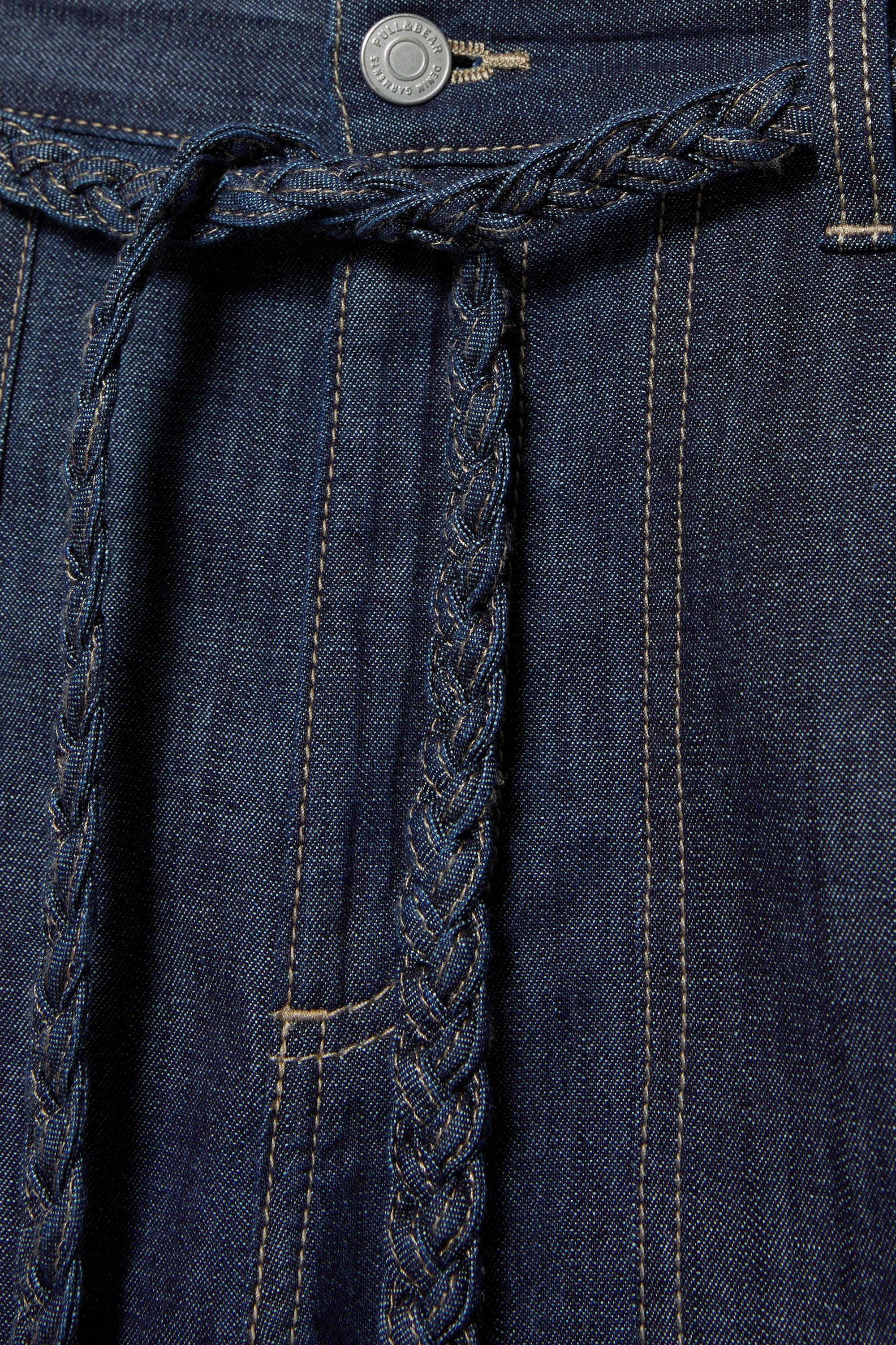 Balloon jeans with drawstring