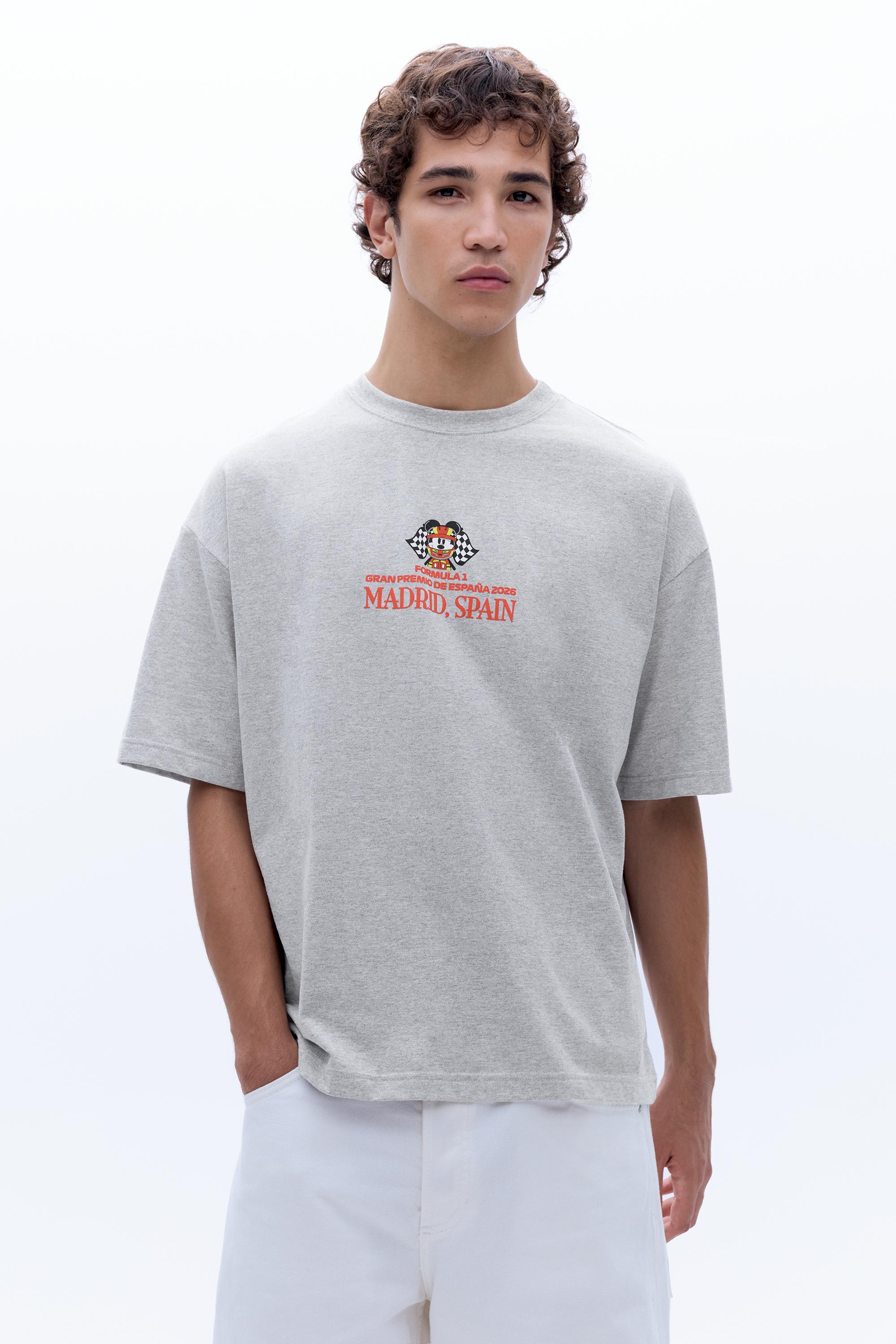 Camiseta Disney x F1 gráfico Madrid