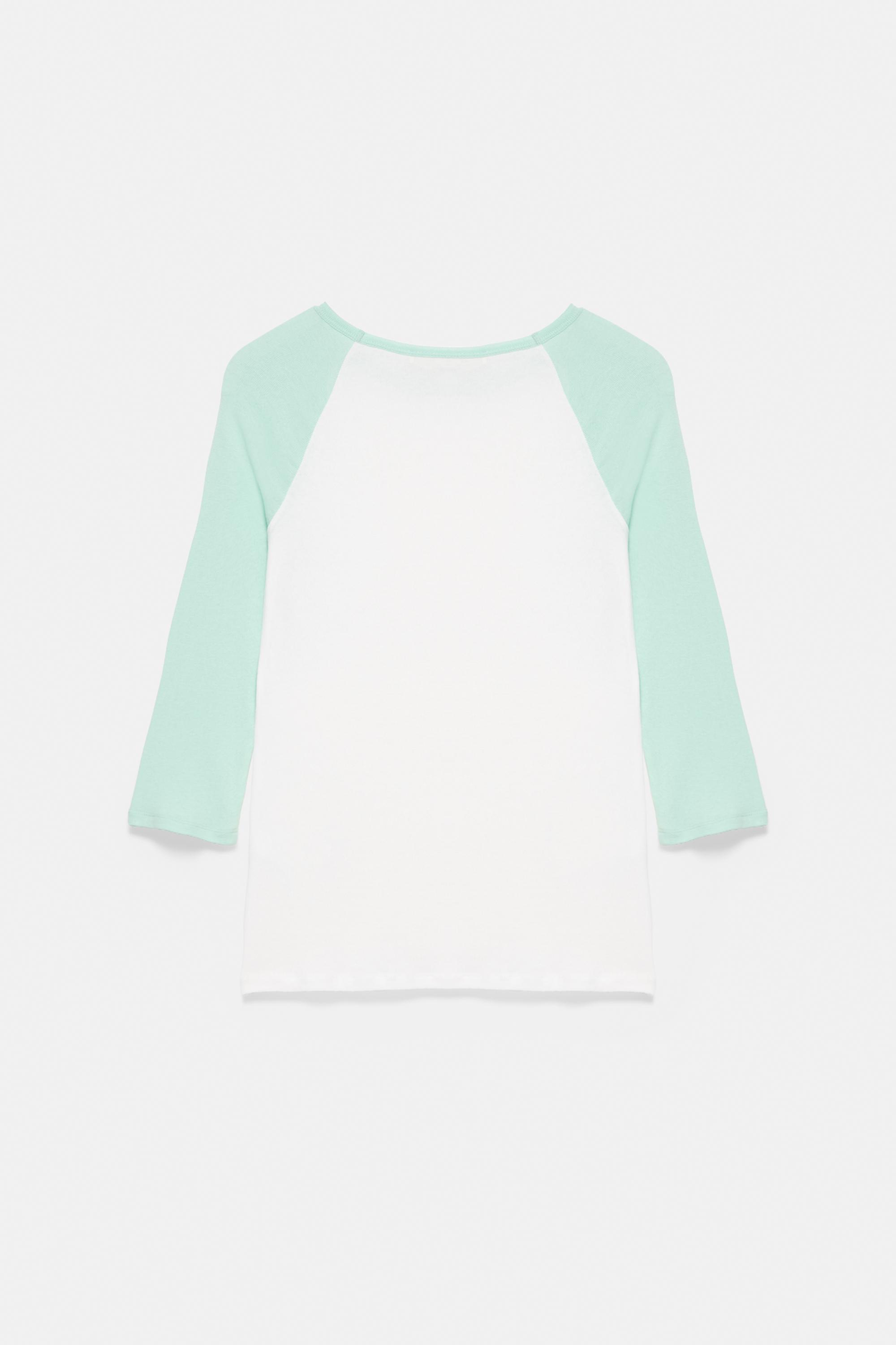 Raglan sleeve T-shirt — Ice