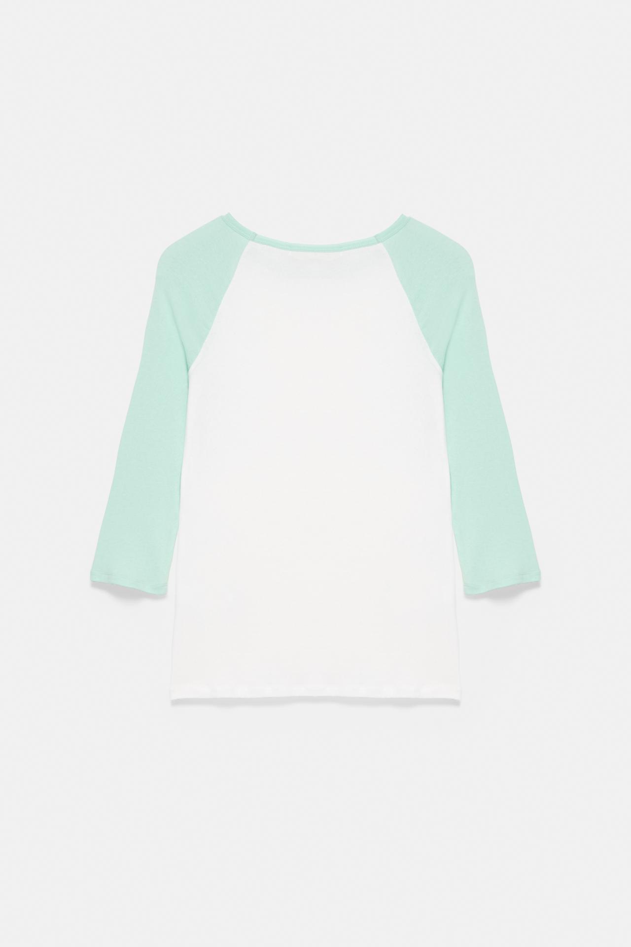 Raglan sleeve T-shirt — Ice