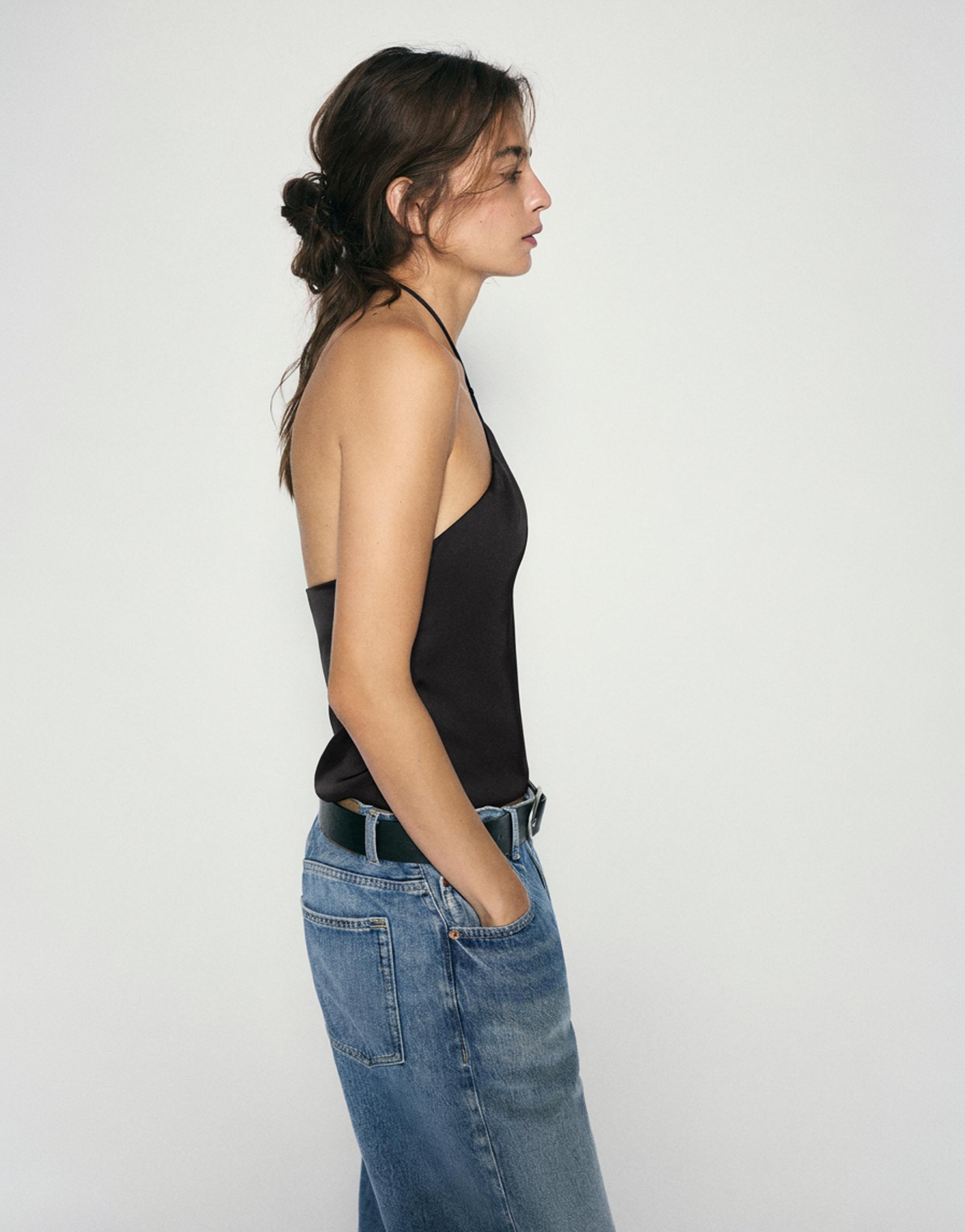 Satin halter top — Black