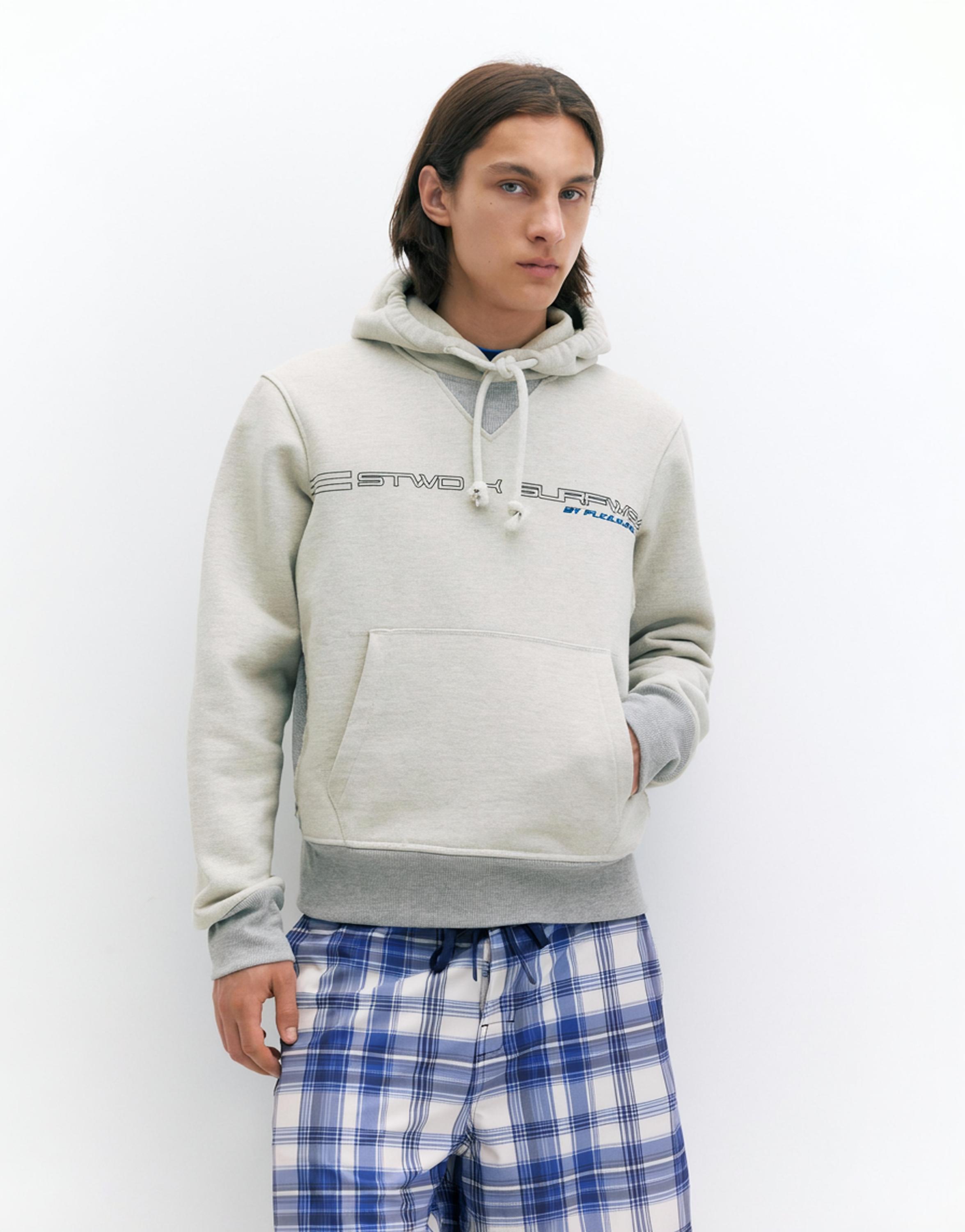 Pleasures x STWD hoodie — Grey/Camel