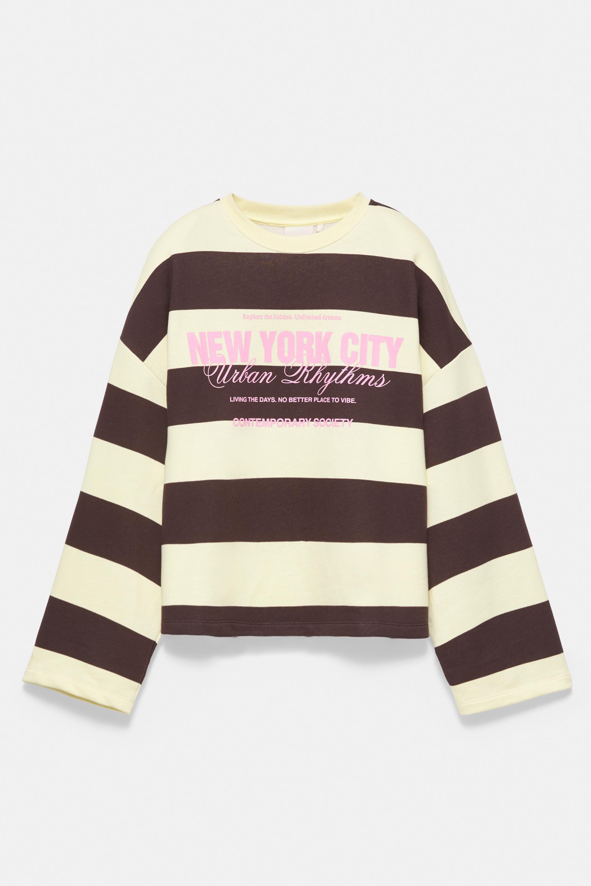 Oversize striped sweatshirt