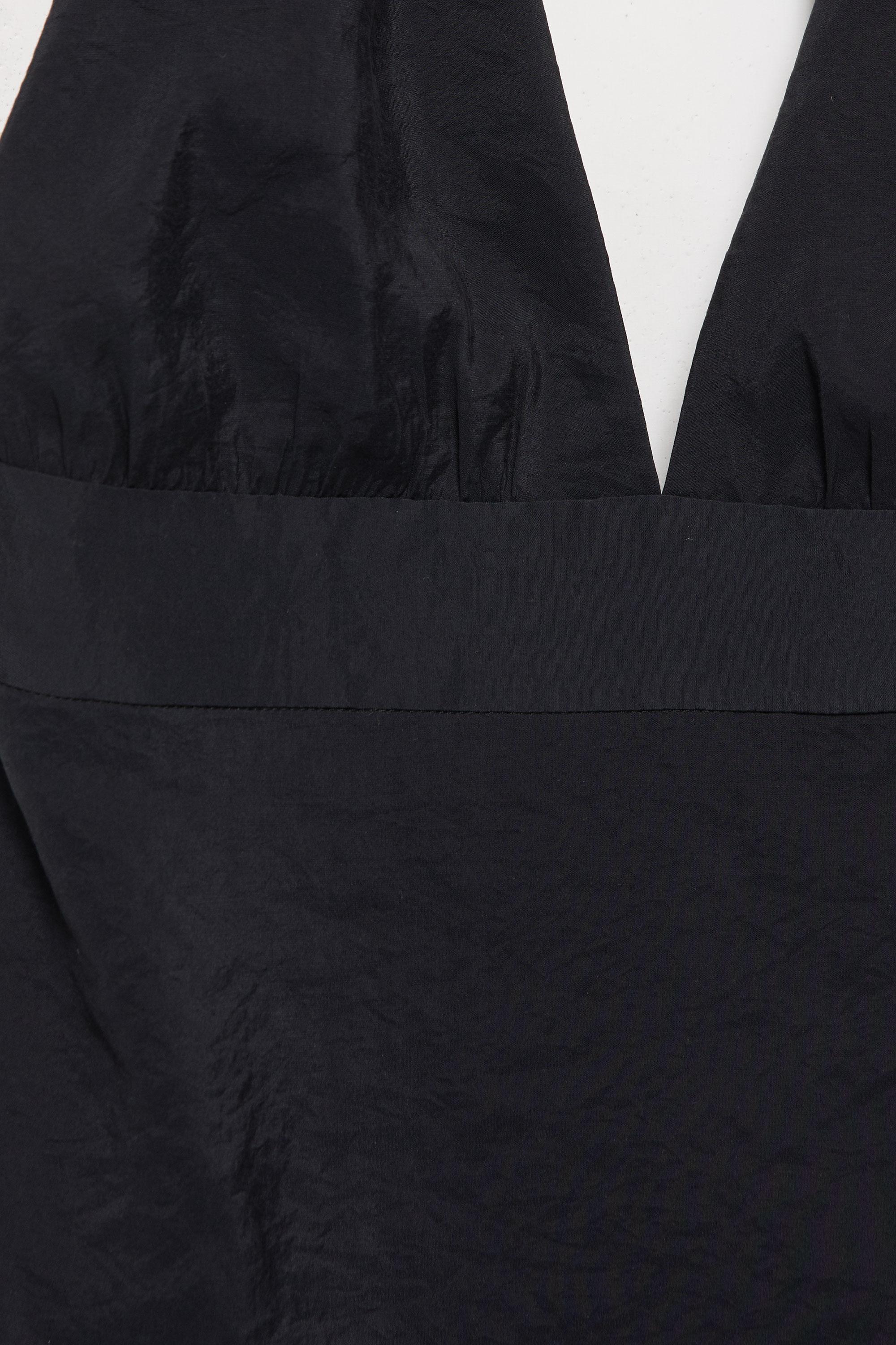 Short halter dress — Black