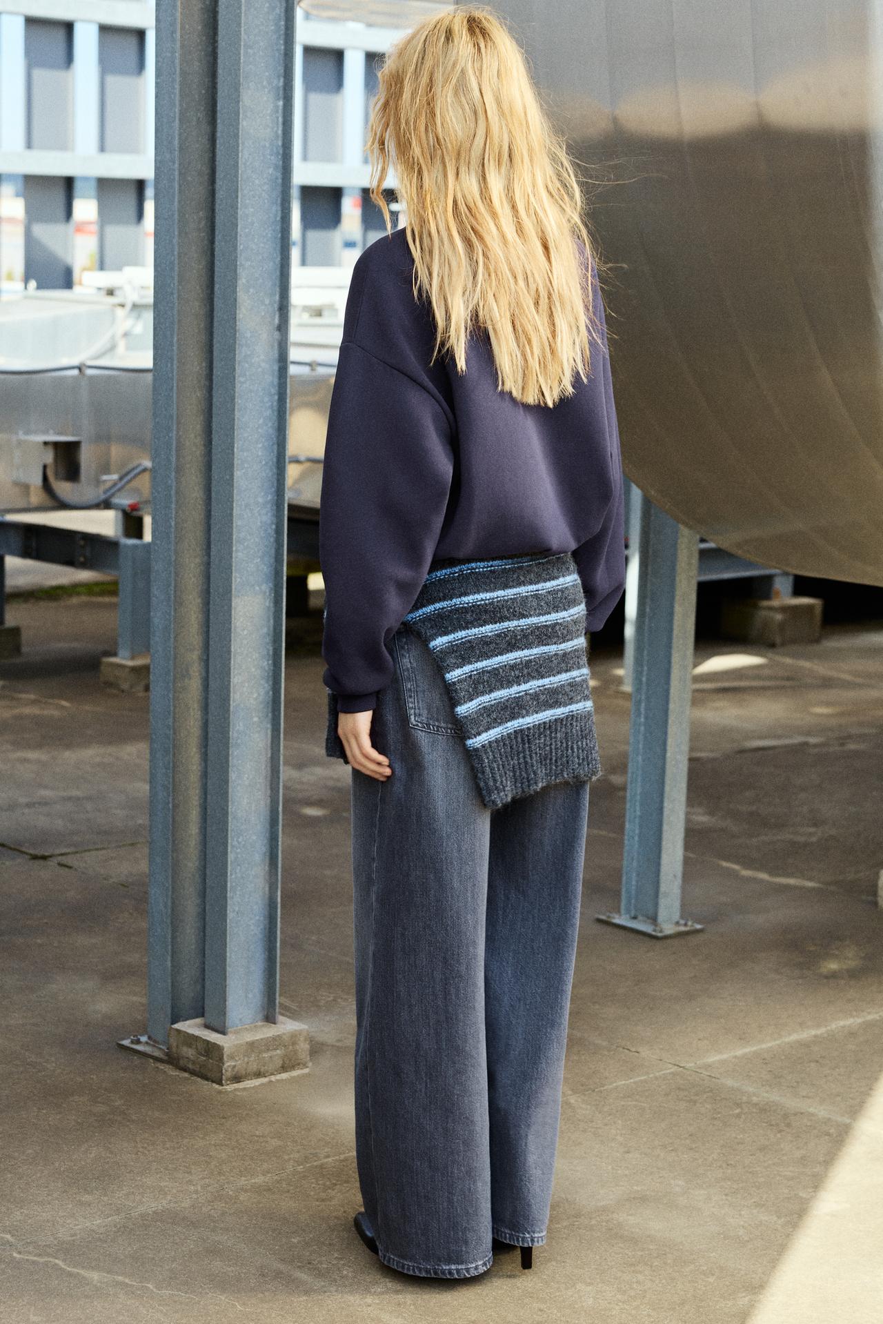 Bear graphic sweatshirt — Navy