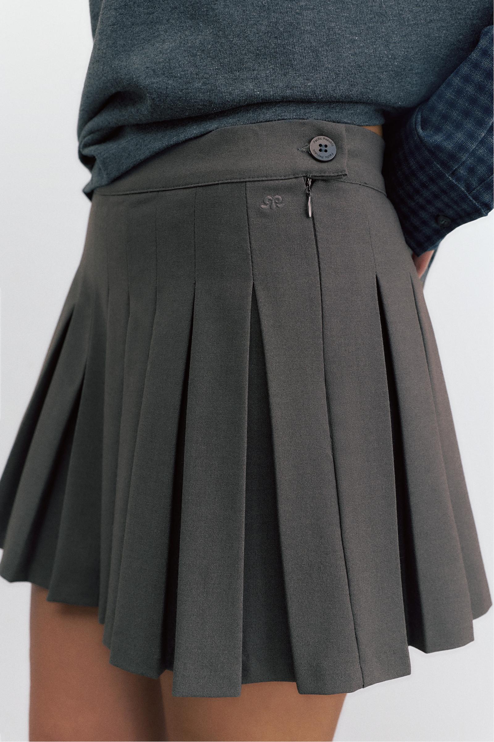 Pleated mini skirt — Grey marl