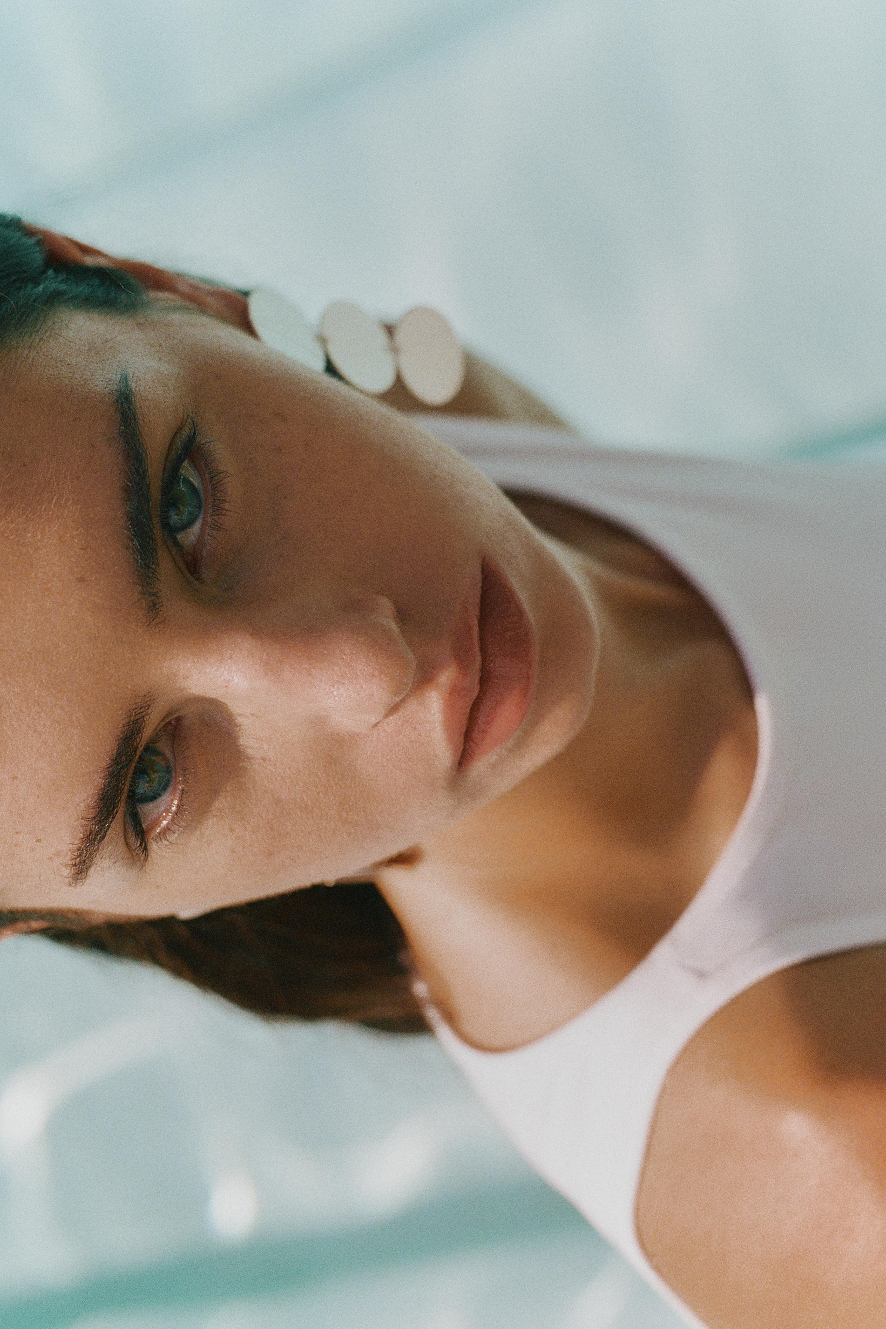 Circle earrings — Silver