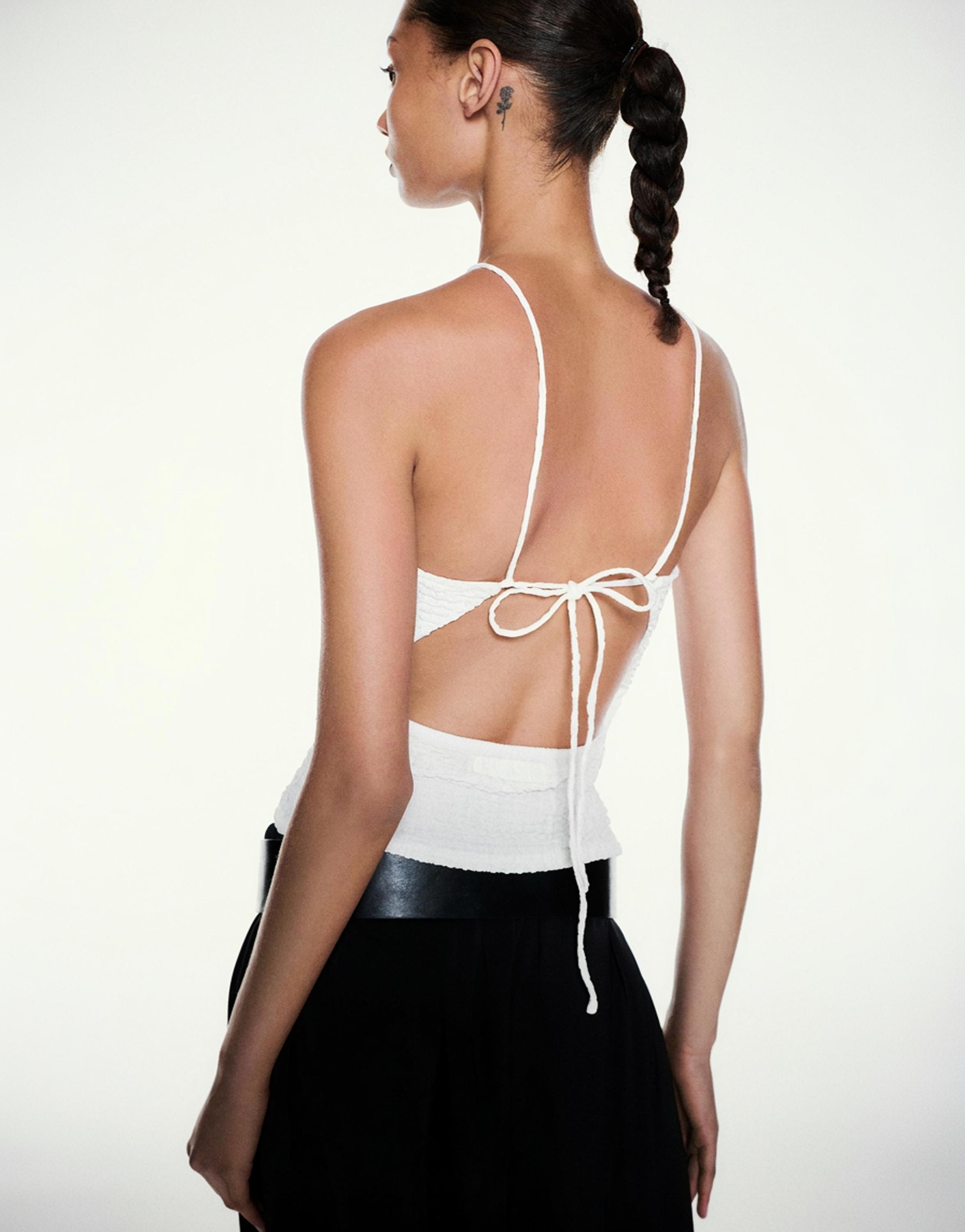 Textured halter top — Ice