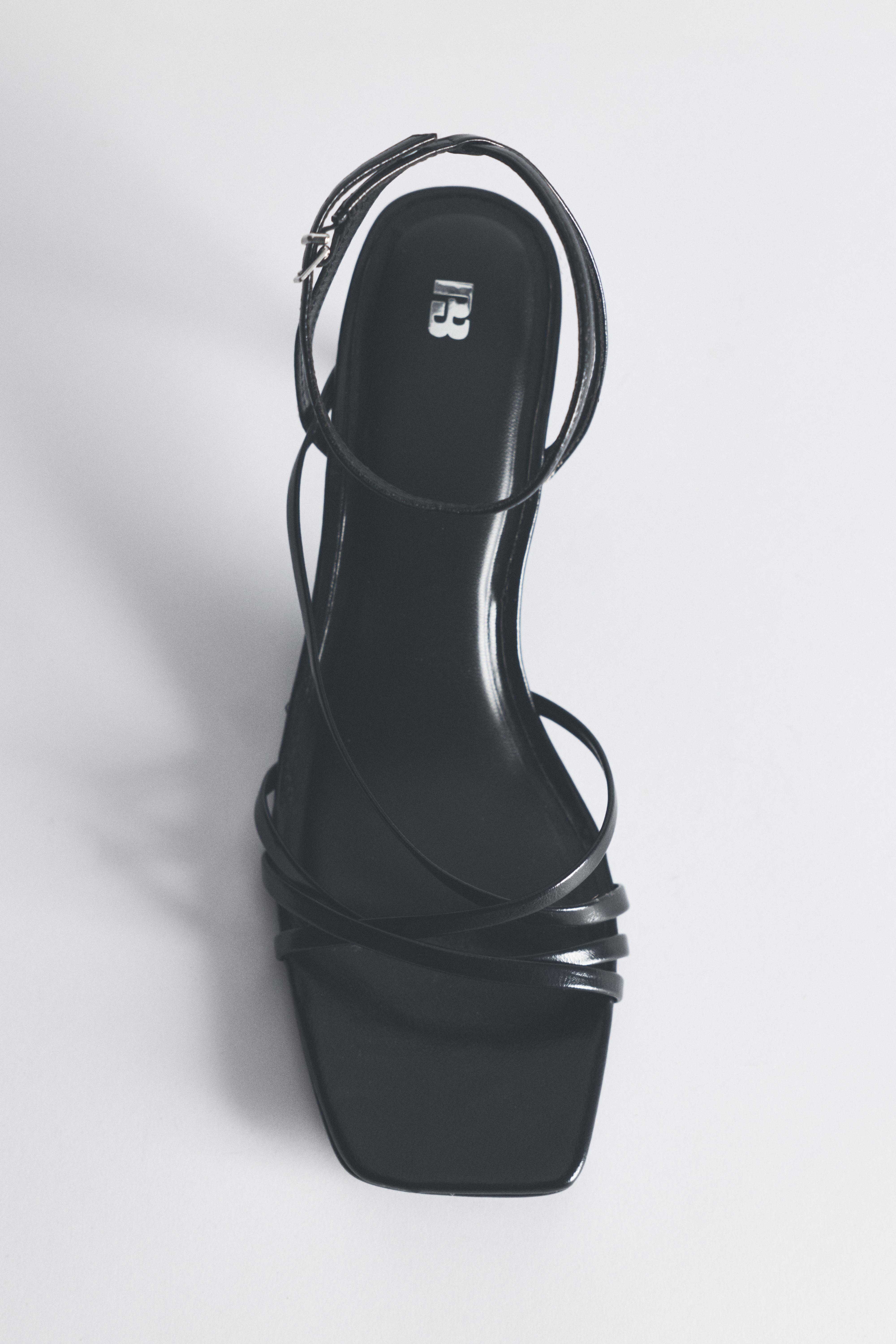 Strappy high-heel sandals — Black