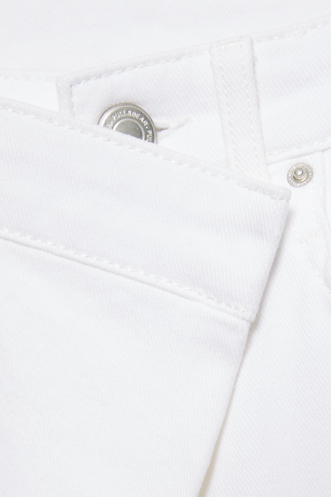 White crossover waist baggy jeans — White
