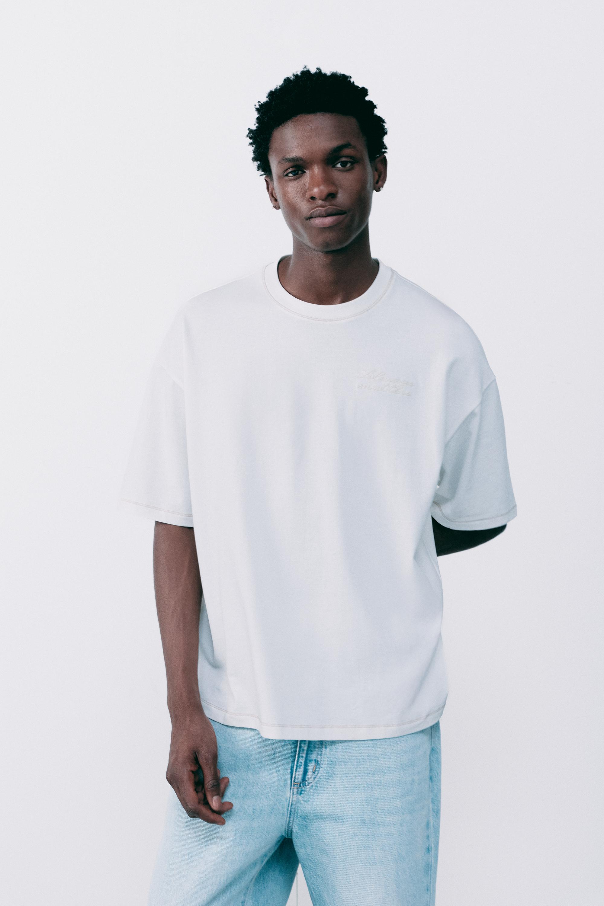 Embroidered graphic T-shirt — Ecru